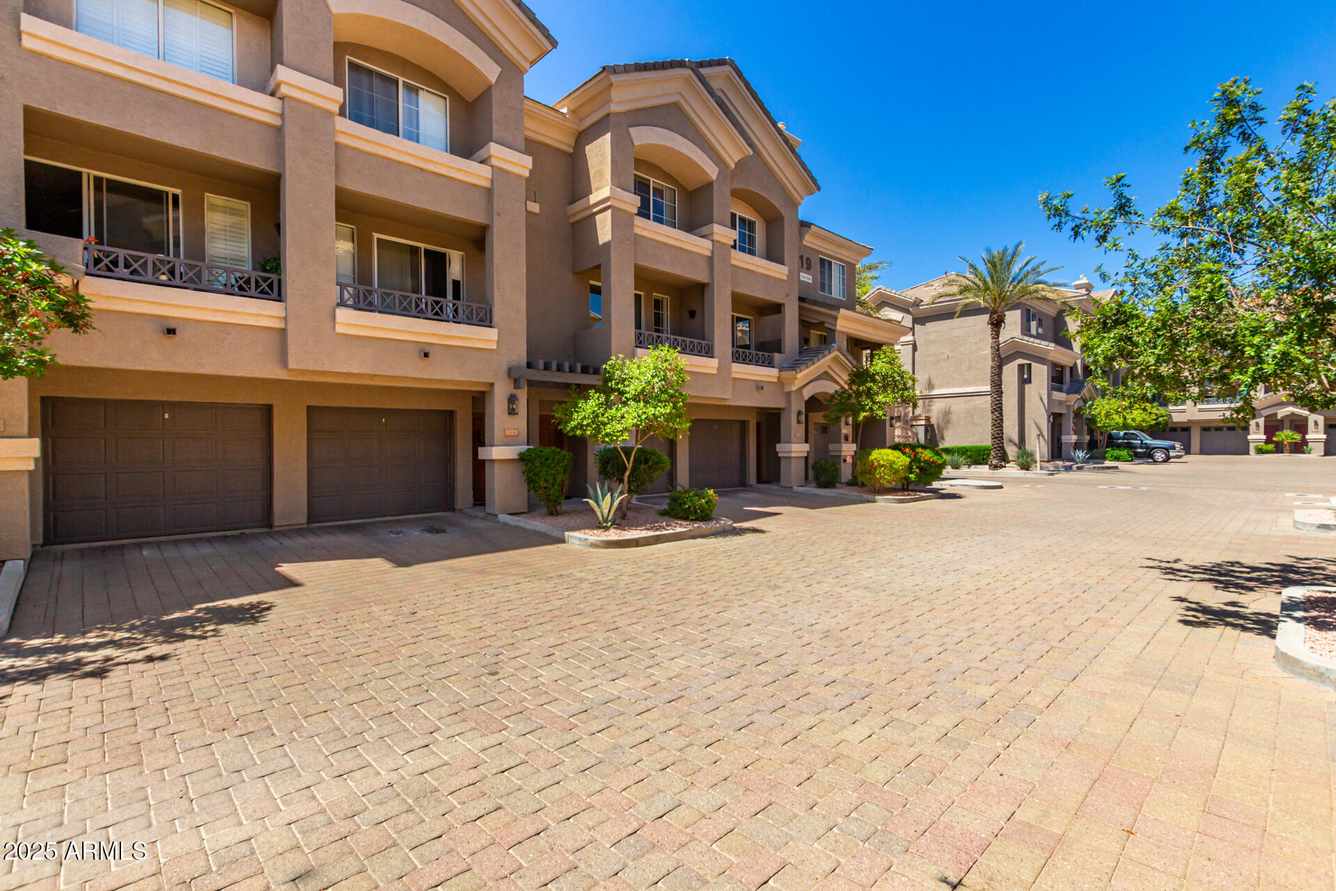 4465 E PARADISE VILLAGE Parkway S 1224
