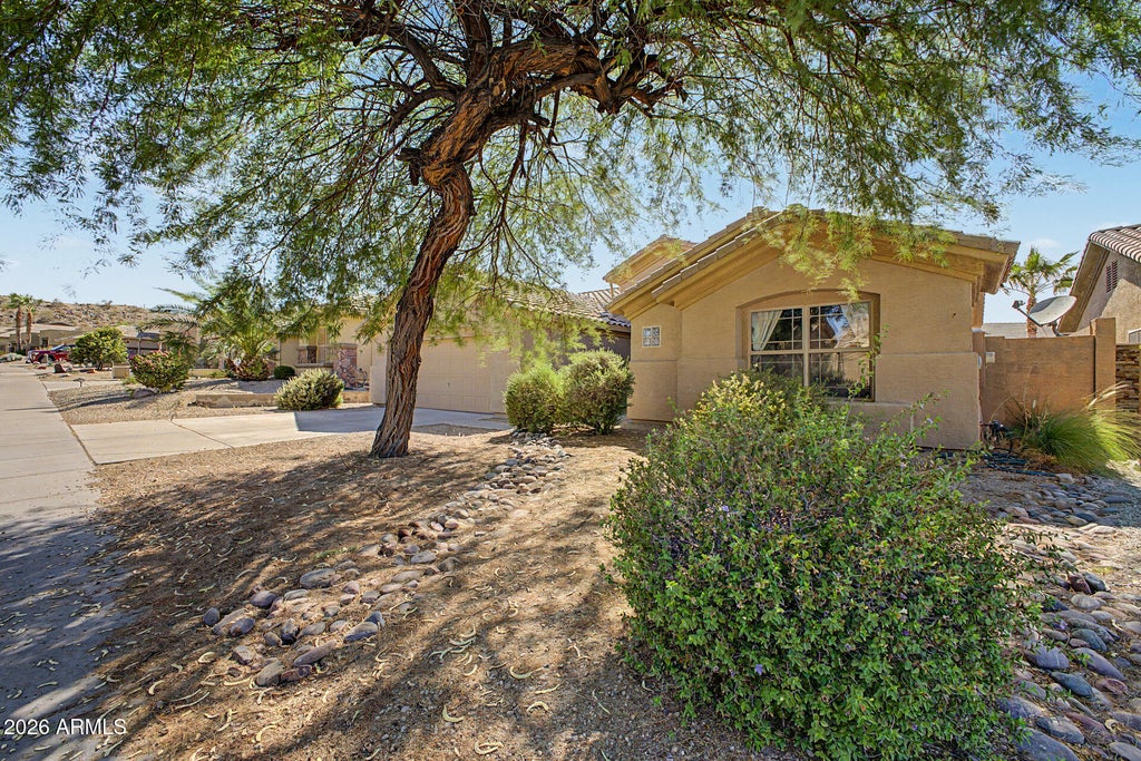 Photo of 11340 S Coolwater Drive, Goodyear, AZ 85338 (MLS # 7043267)
