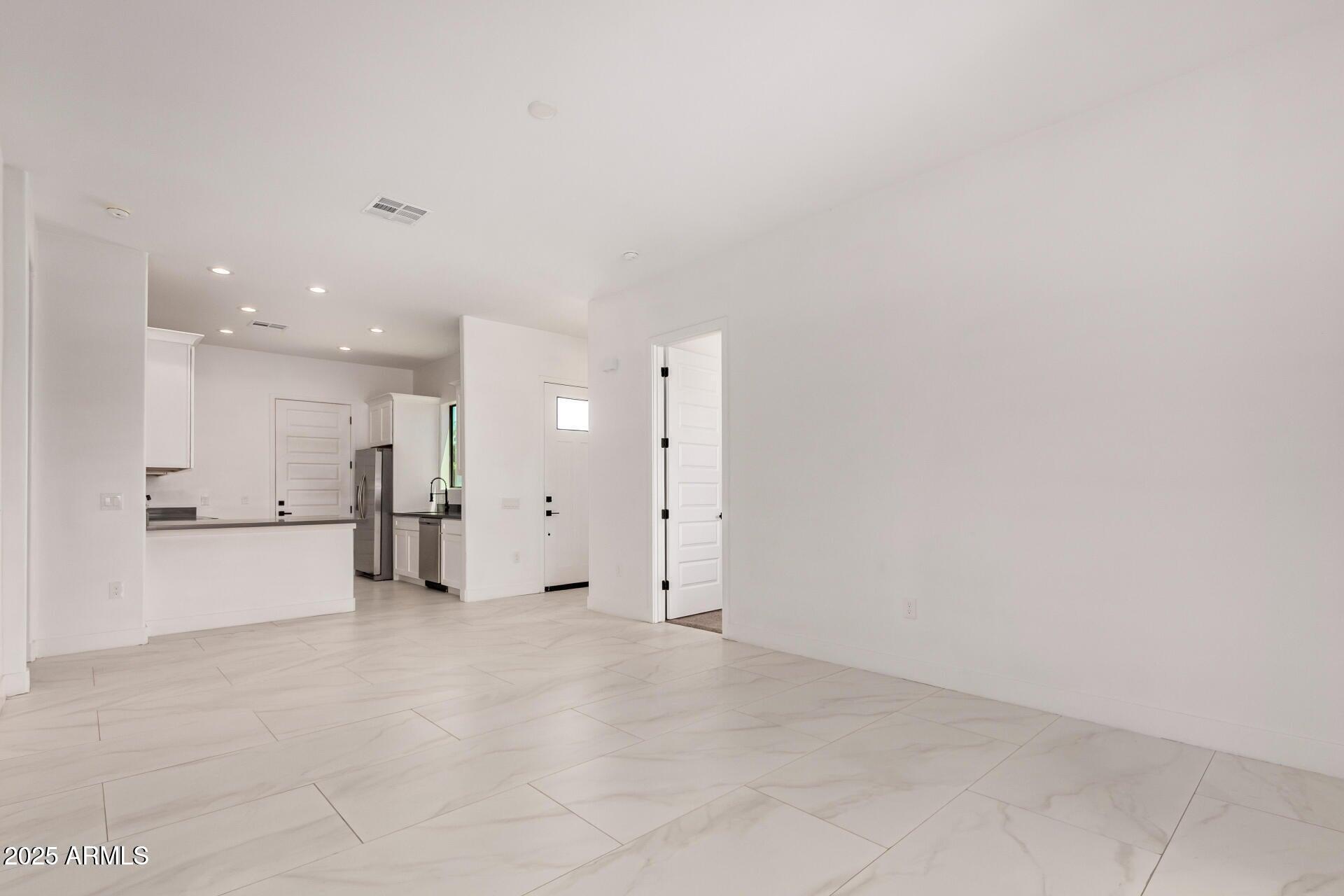 846 N Pueblo Drive 137