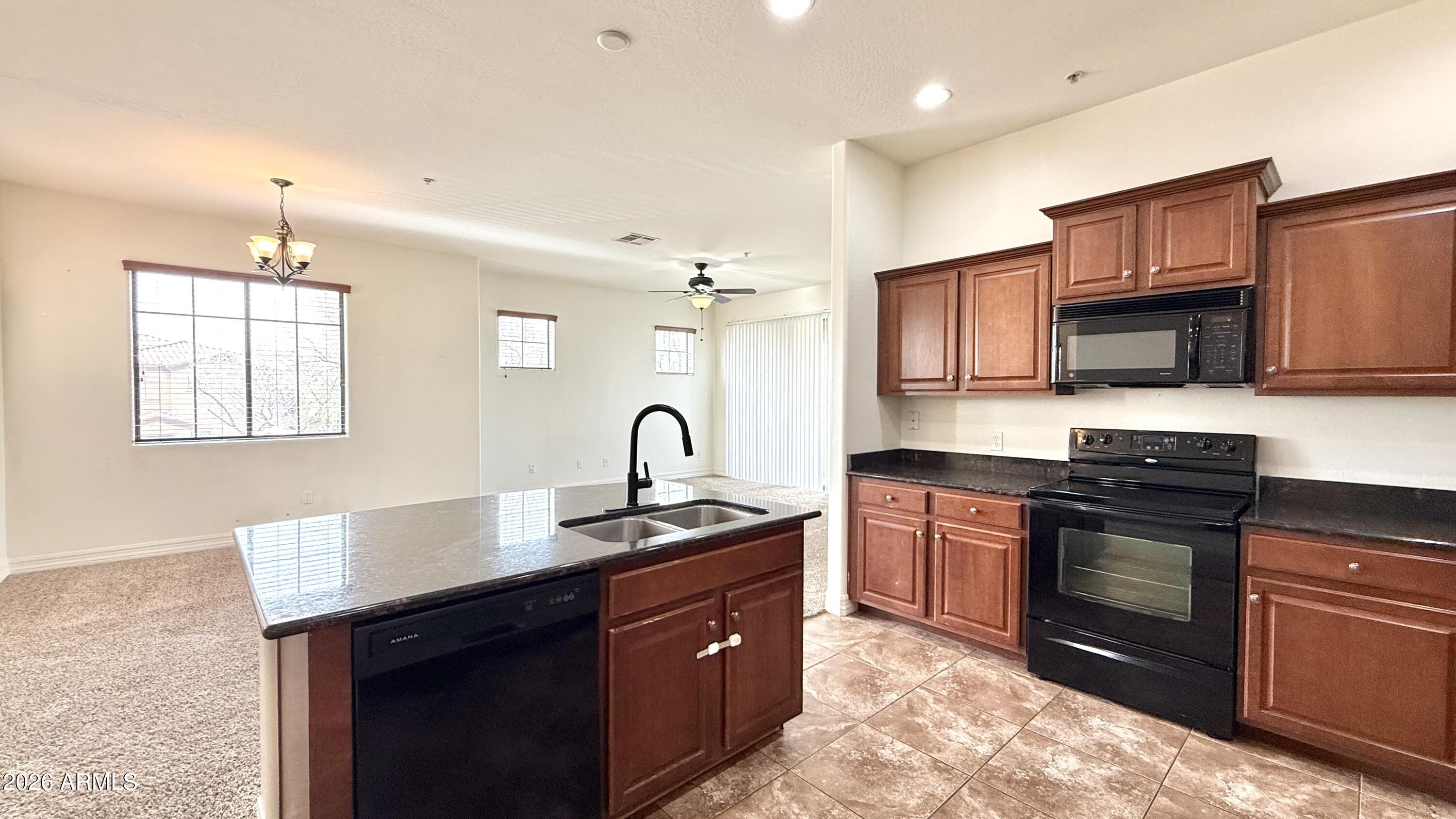 1456 E 9TH Street 284