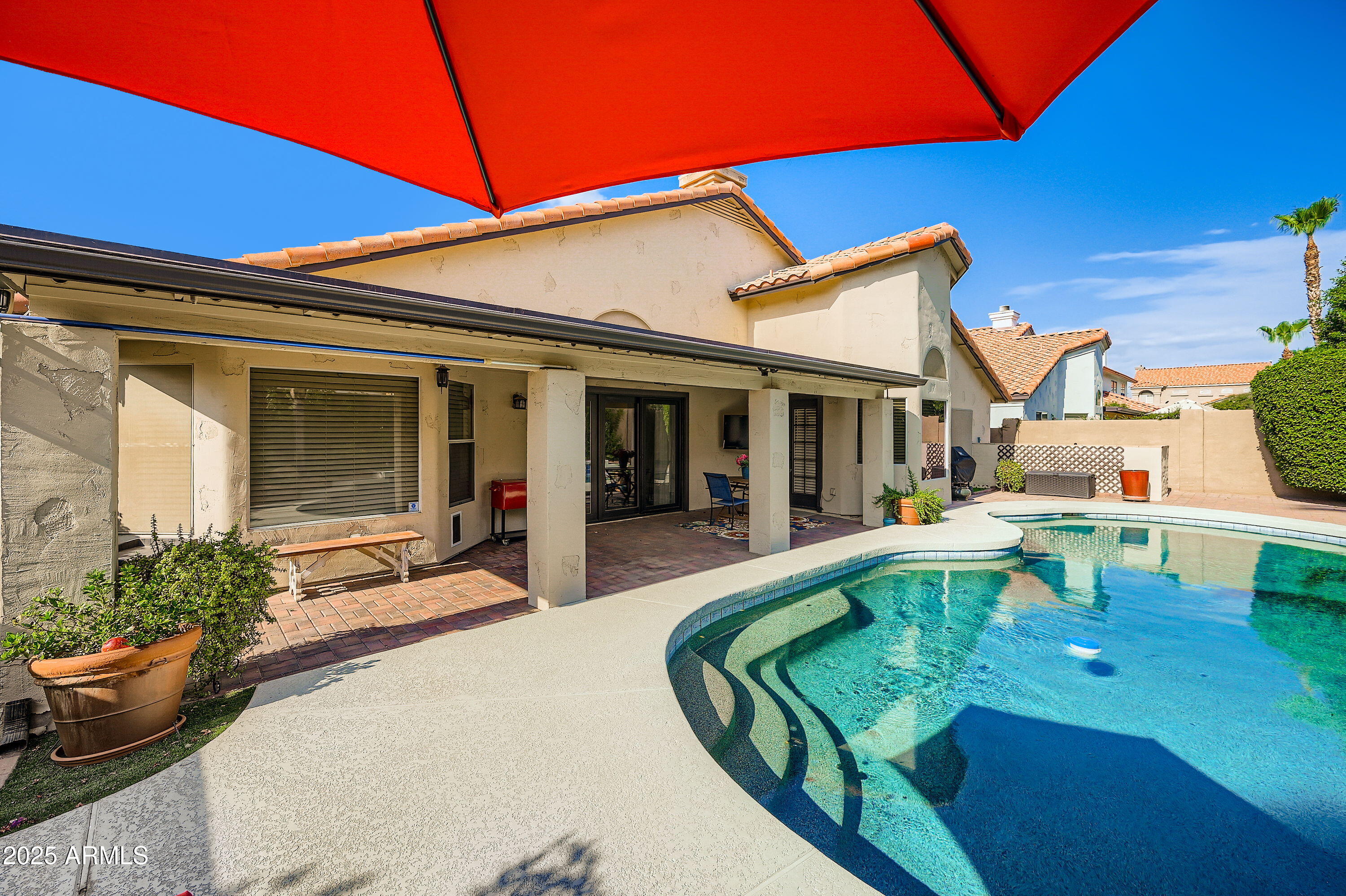 9456 E VOLTAIRE Drive