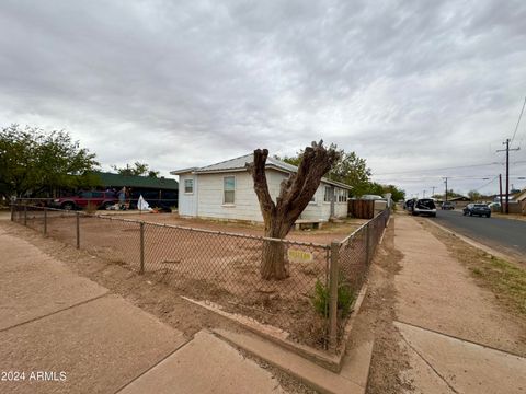 A home in Winslow