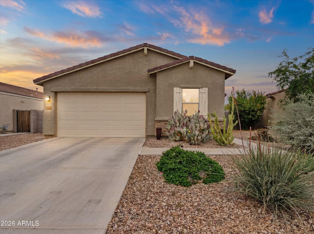 Photo of 528 W Magena Drive, San Tan Valley, AZ 85140 (MLS # 7013916)