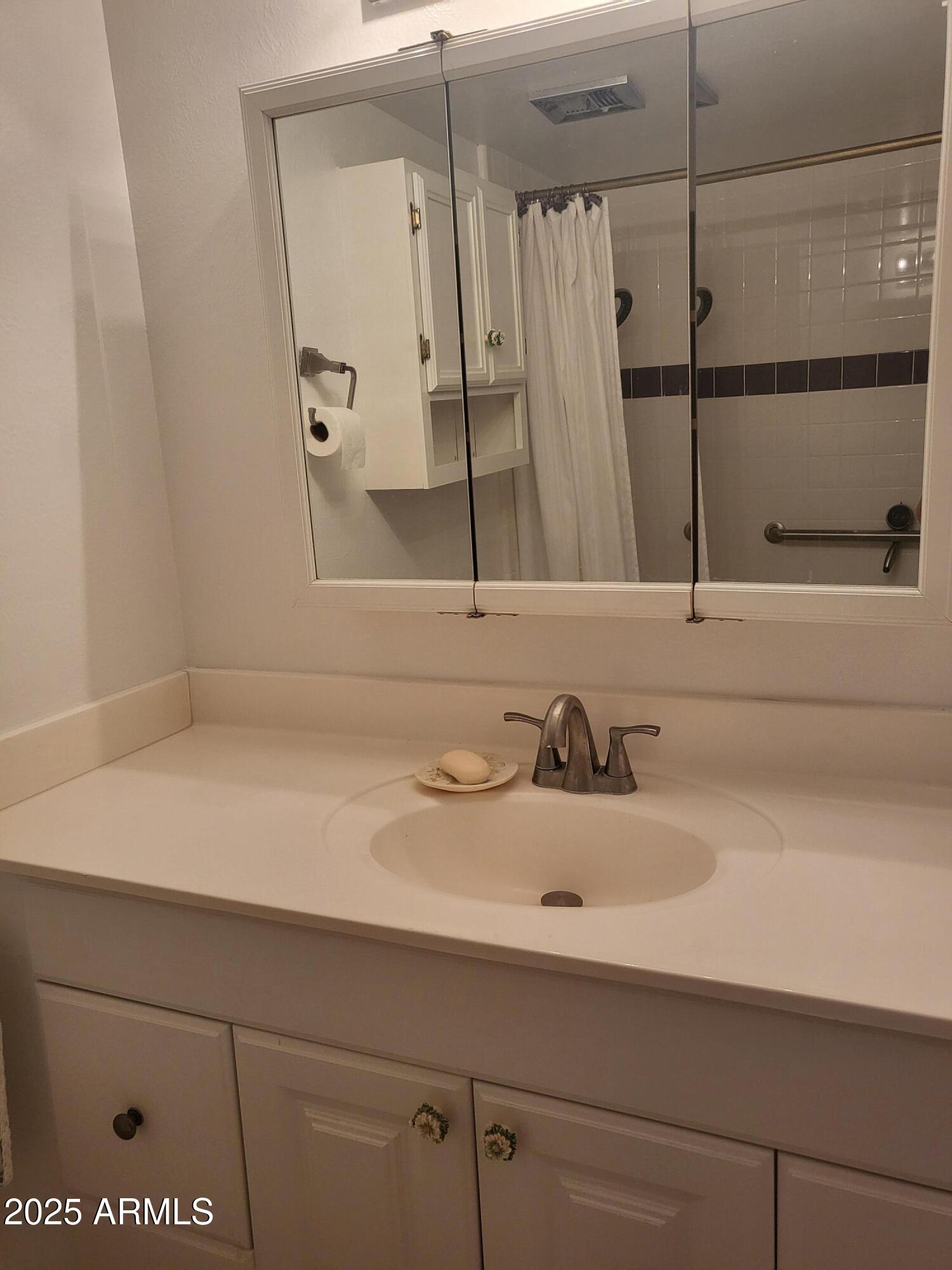 SCOTTSDALE EAST HOMES - Residential