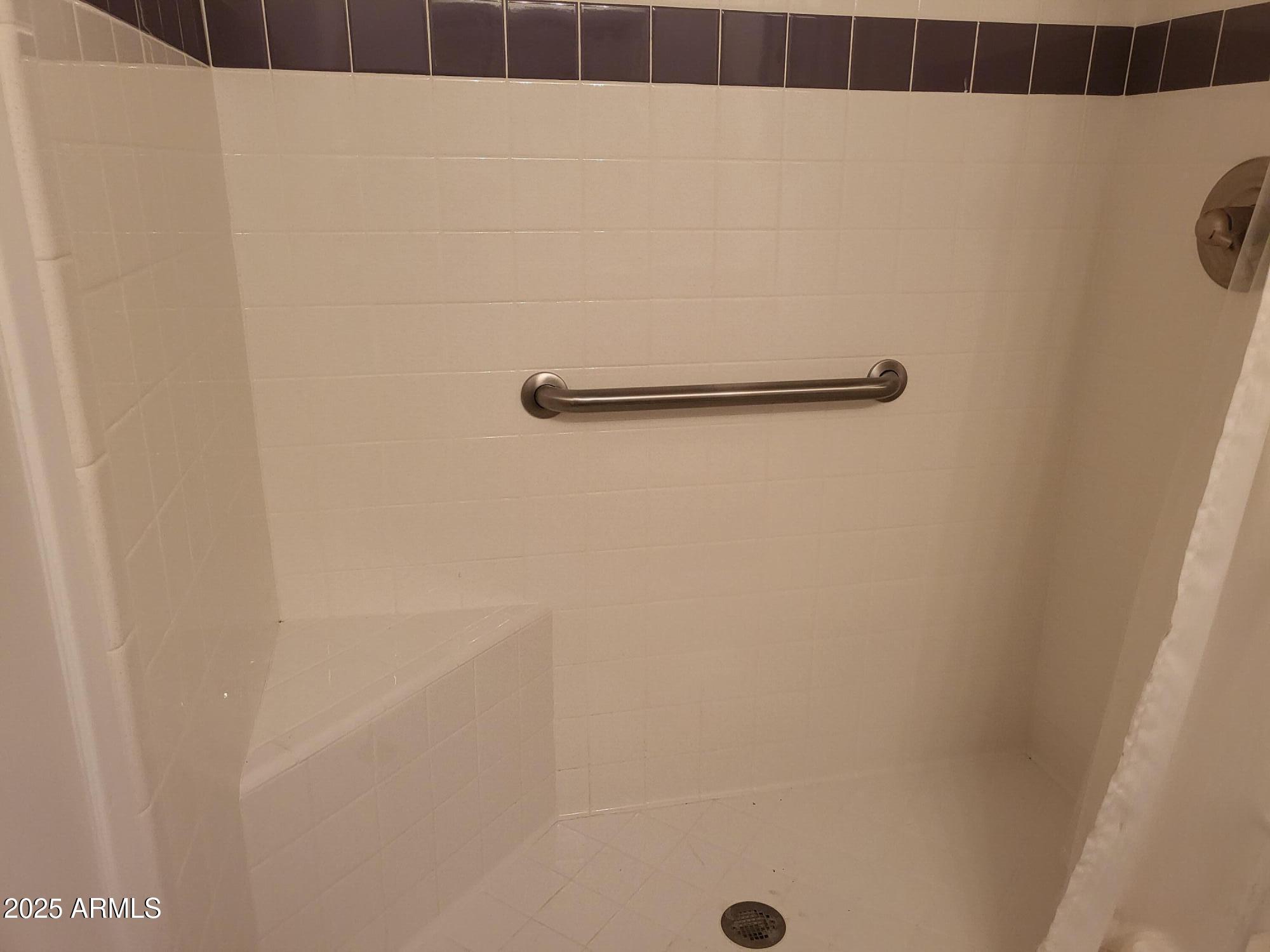 SCOTTSDALE EAST HOMES - Residential