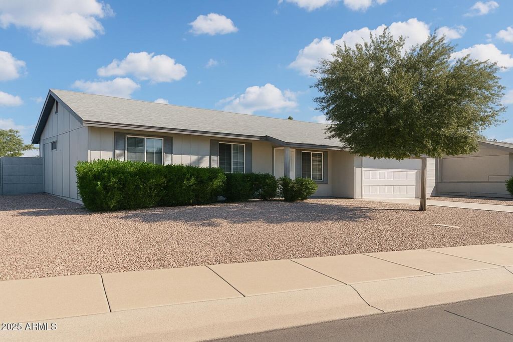 Photo of 513 W El Prado Road, Chandler, AZ 85225 (MLS # 6956991)