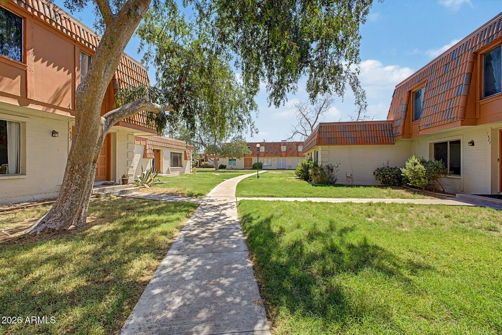 Photo of 7833 N 49th Avenue, Glendale, AZ 85301 (MLS # 7053121)