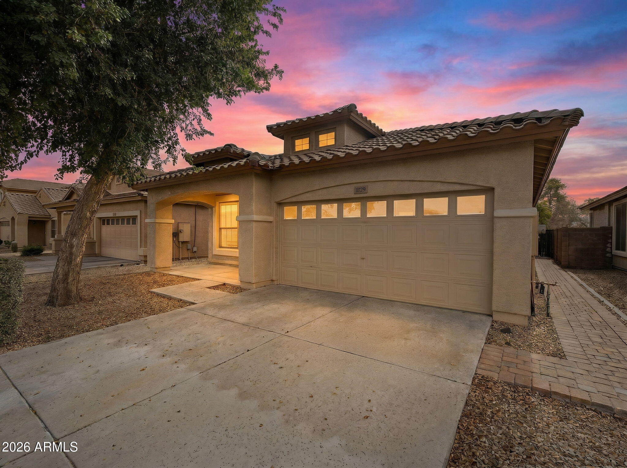 3129 W T RYAN Lane
