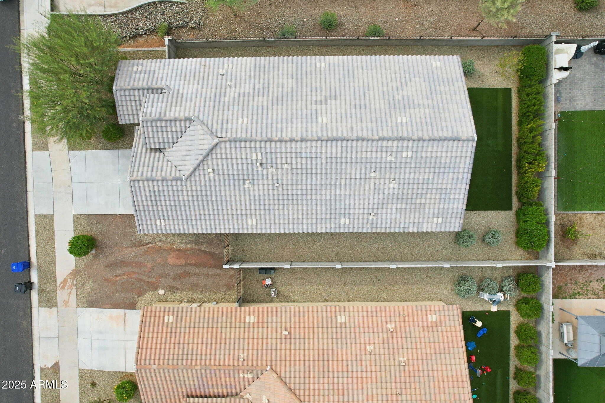 17594 W COUNTRY CLUB Terrace