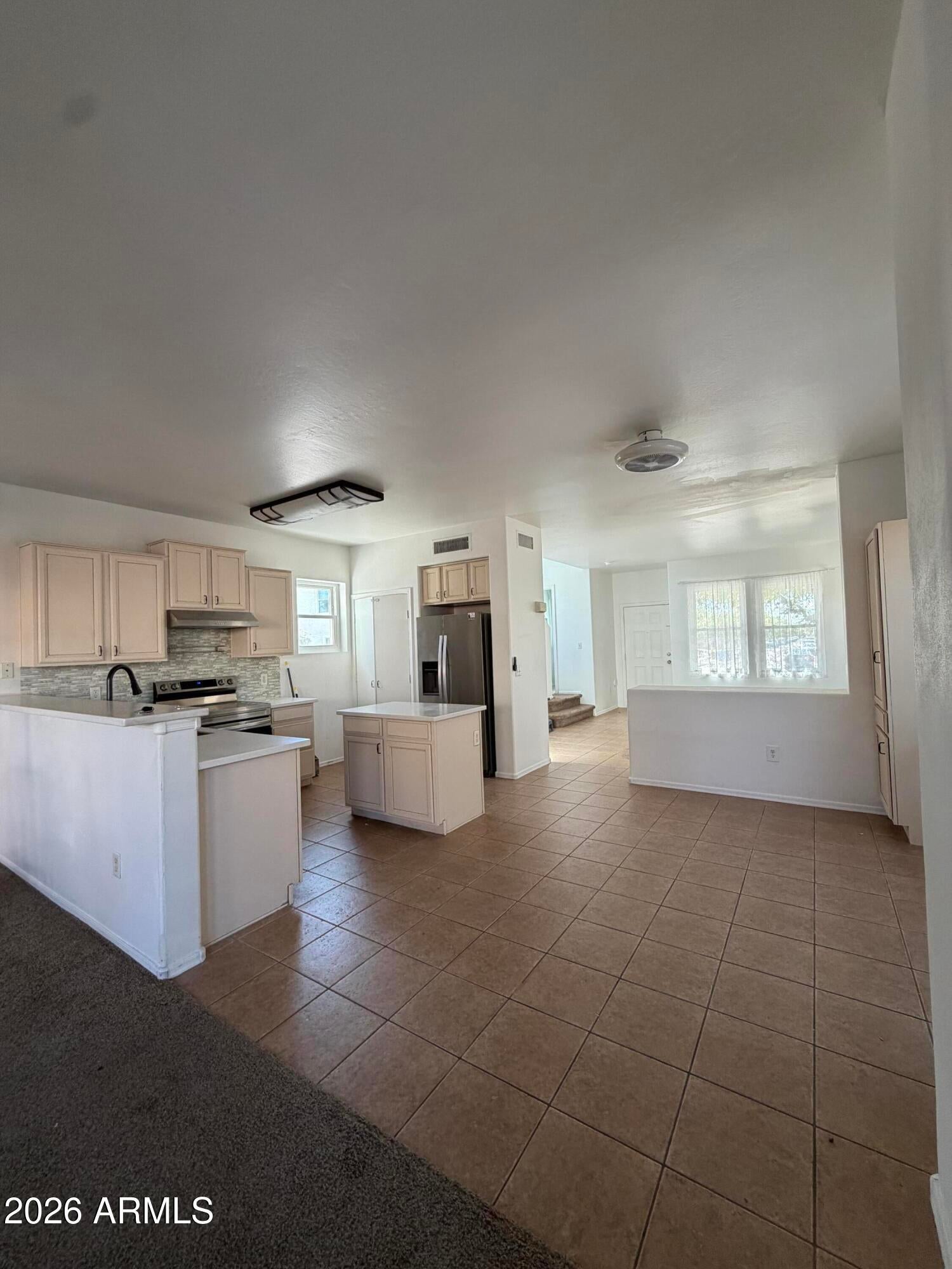 7245 S 41ST Drive
