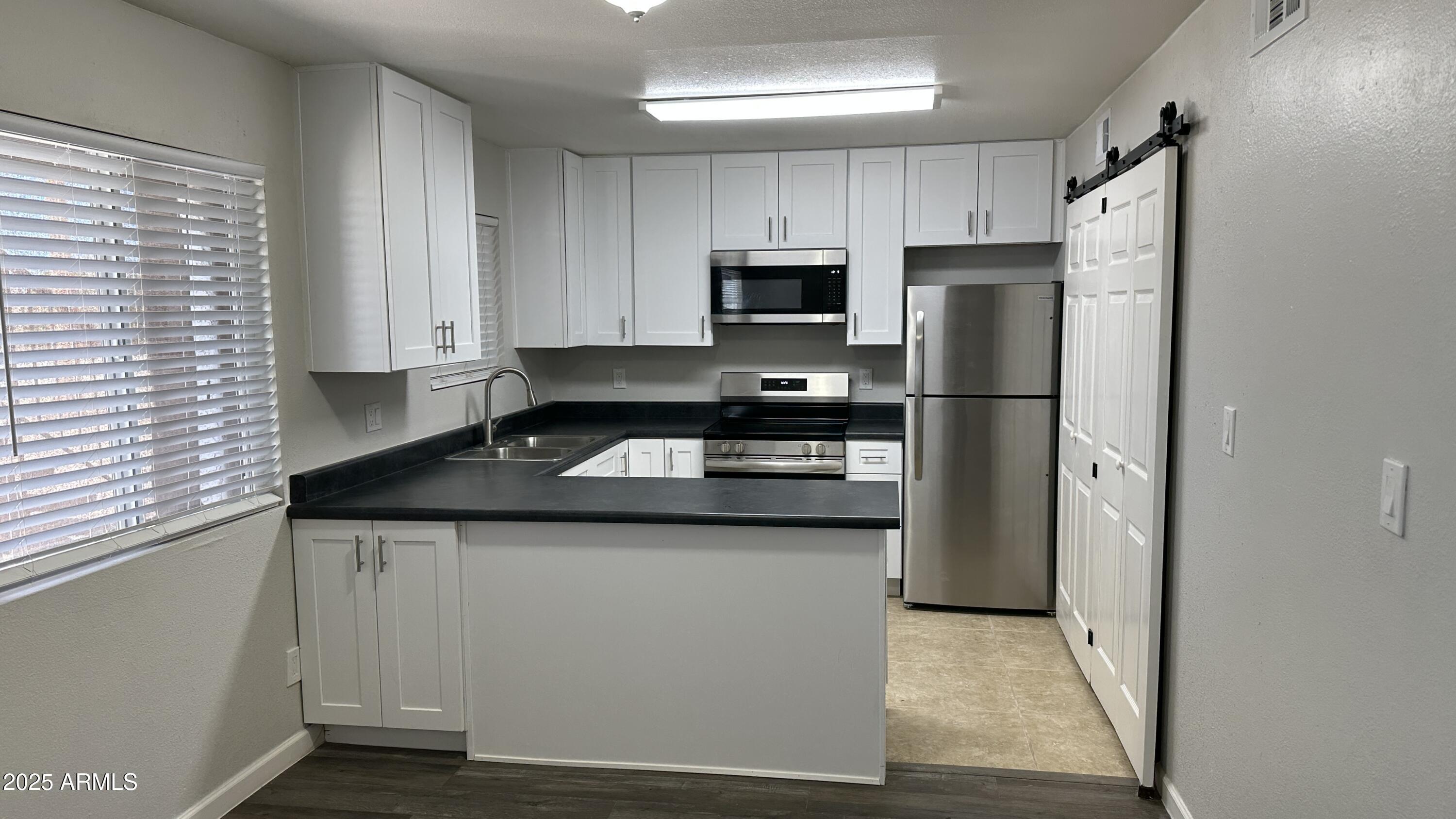 17847 N 40TH Street 1