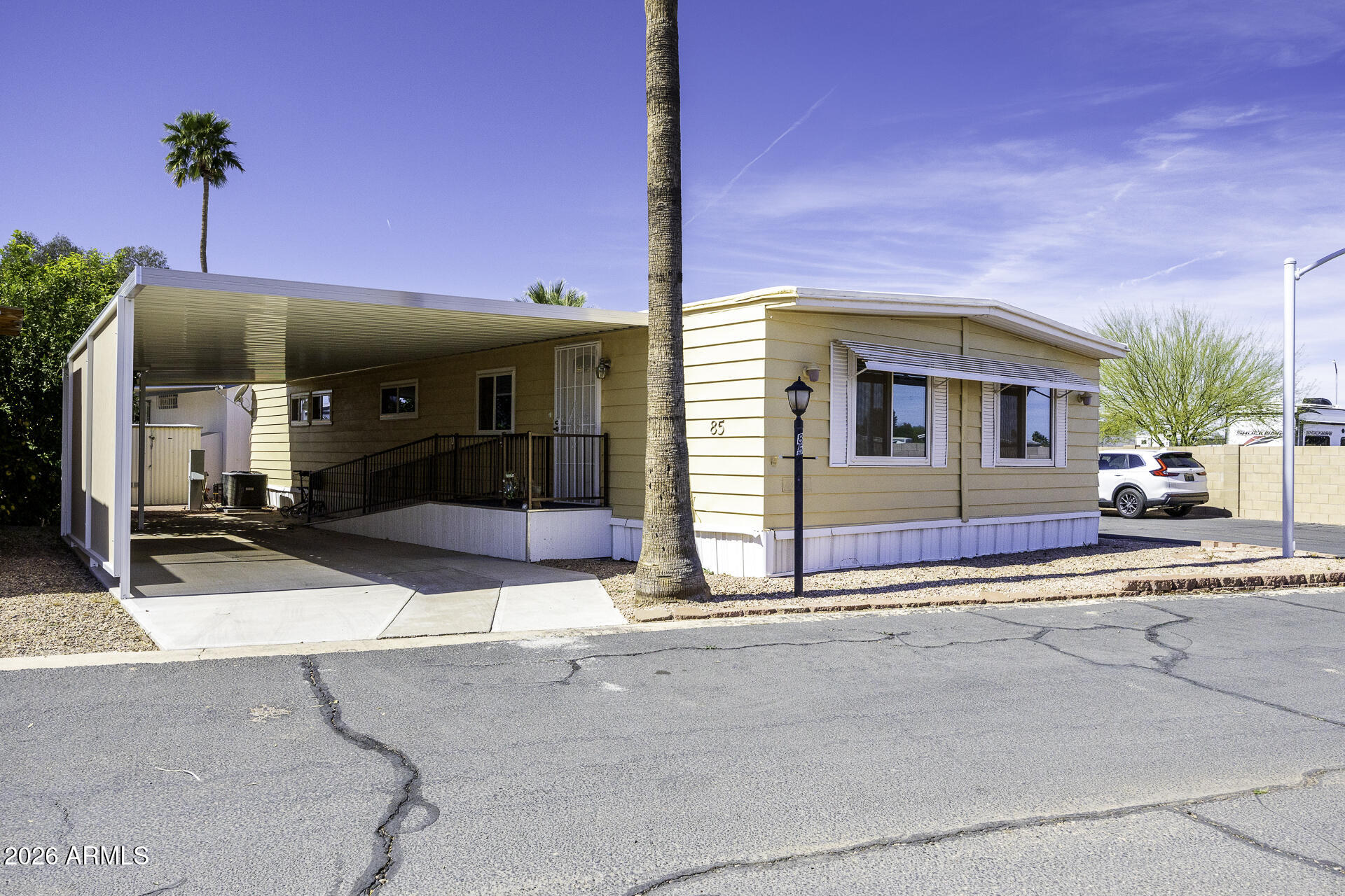 120 W ONEIL Drive 85