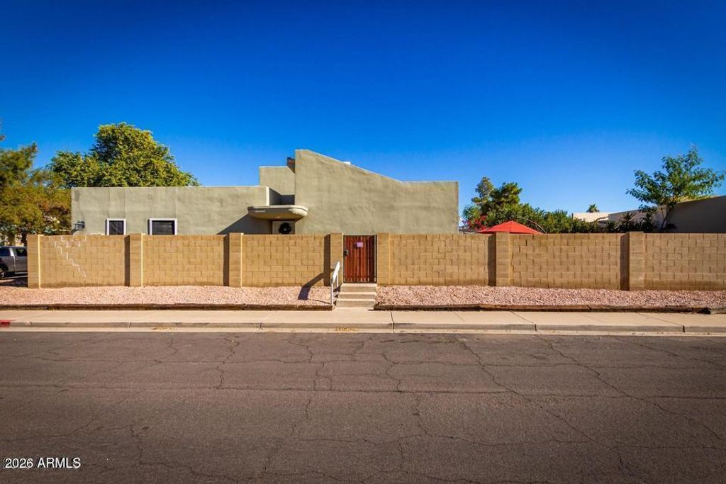 Photo of 5829 E Nance Street, Mesa, AZ 85215 (MLS # 7025630)