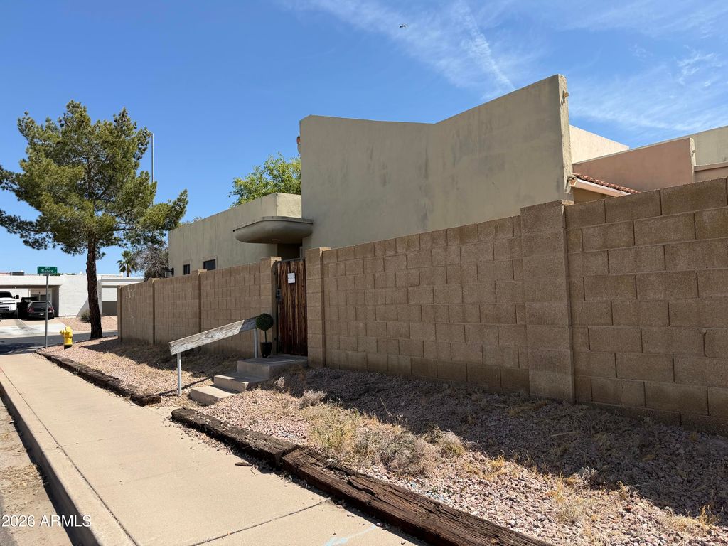 Photo of 5829 E Nance Street, Mesa, AZ 85215 (MLS # 7025630)