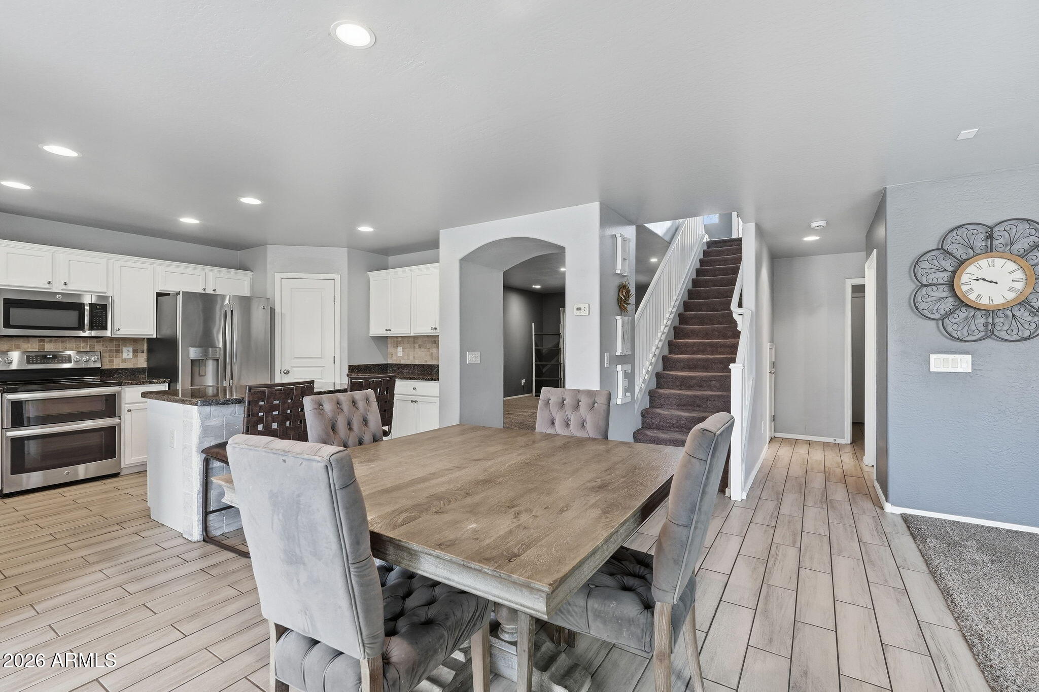 3989 E LOS ALTOS Drive