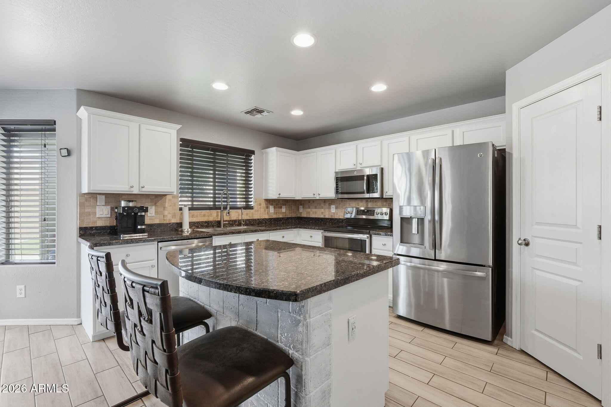 3989 E LOS ALTOS Drive