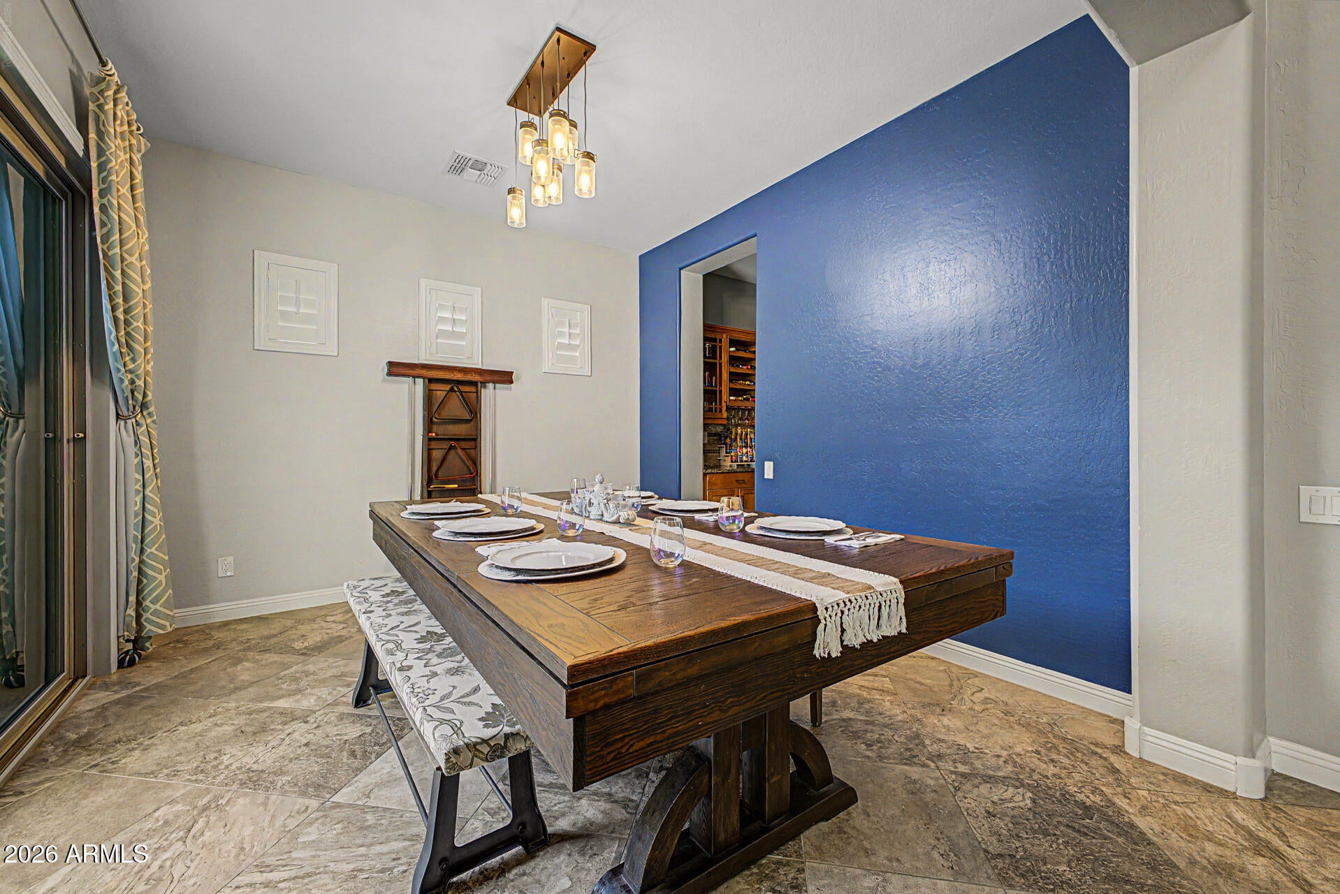3726 E CAT BALUE Drive
