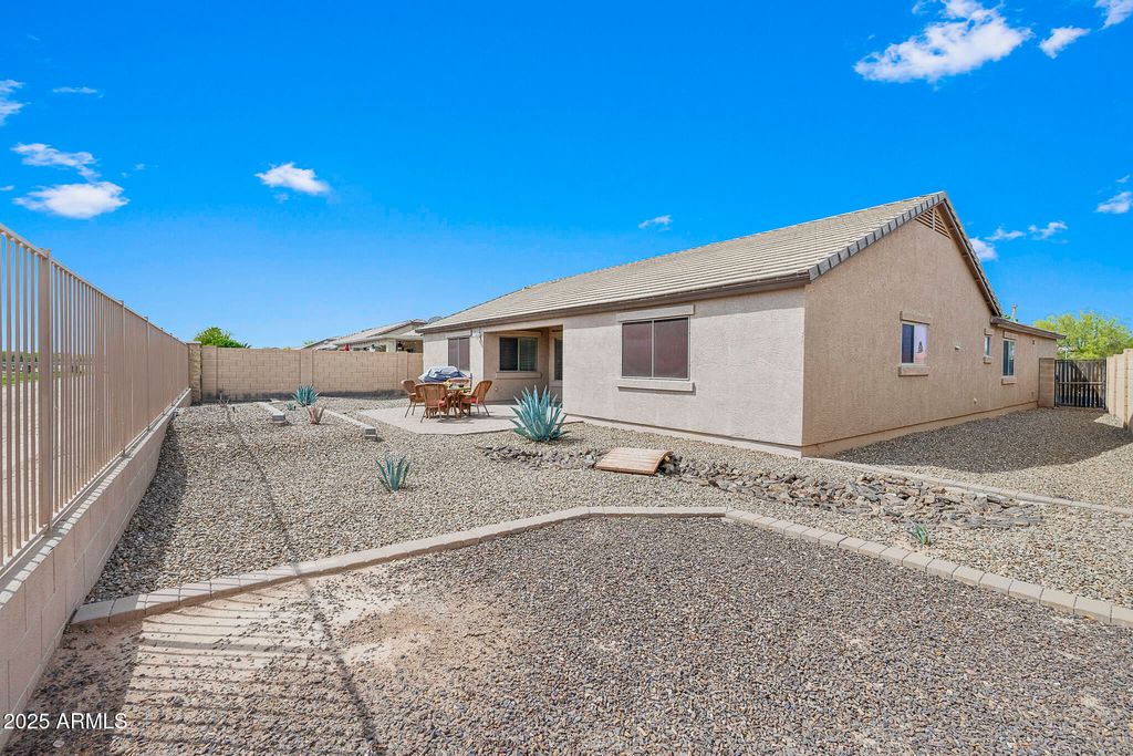 listing image 42
