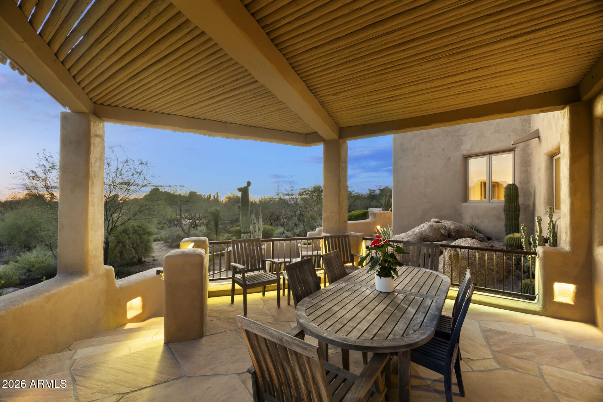 BOULDERS ADOBES DE LA TIERRA - Residential