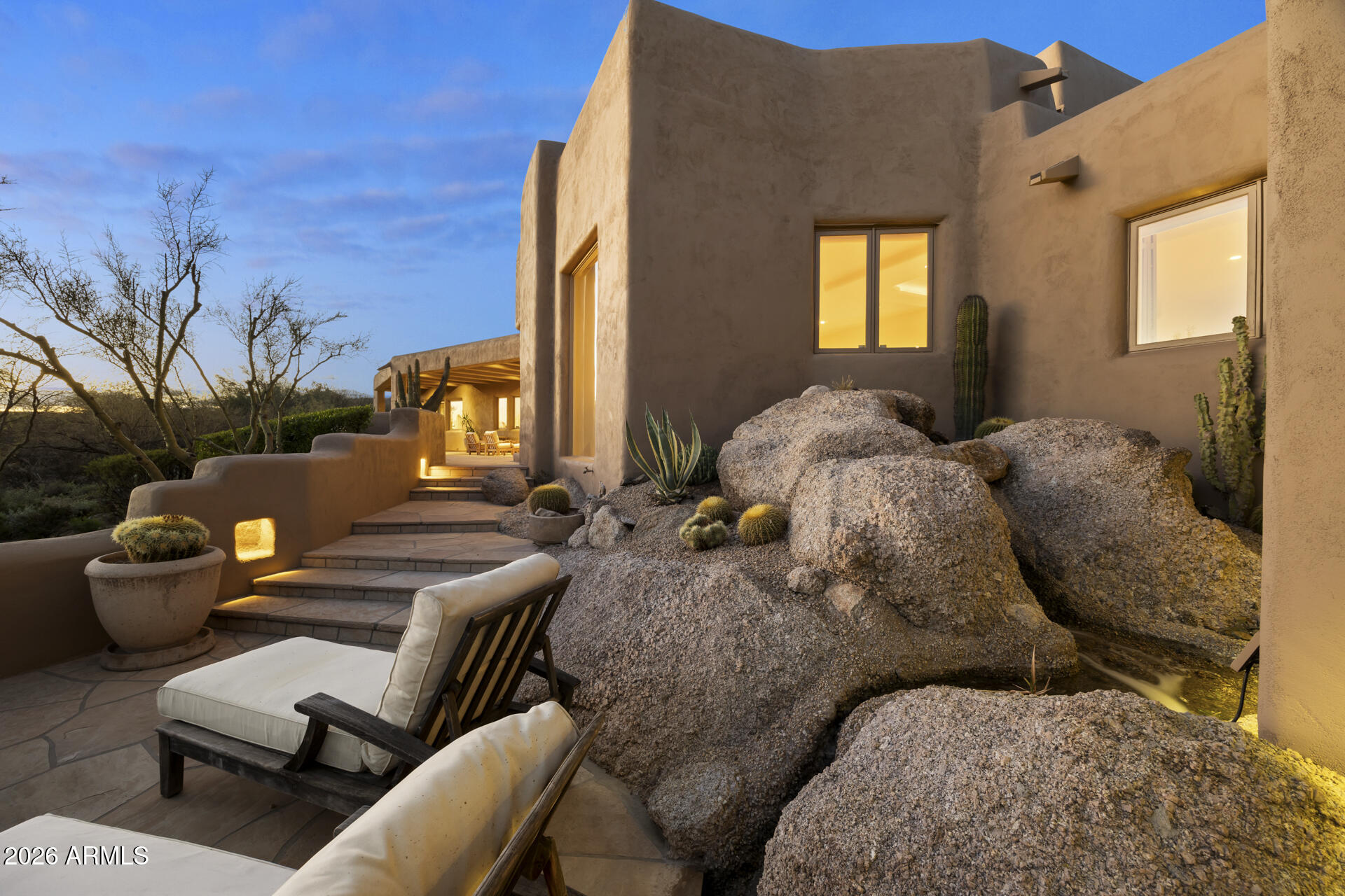 BOULDERS ADOBES DE LA TIERRA - Residential