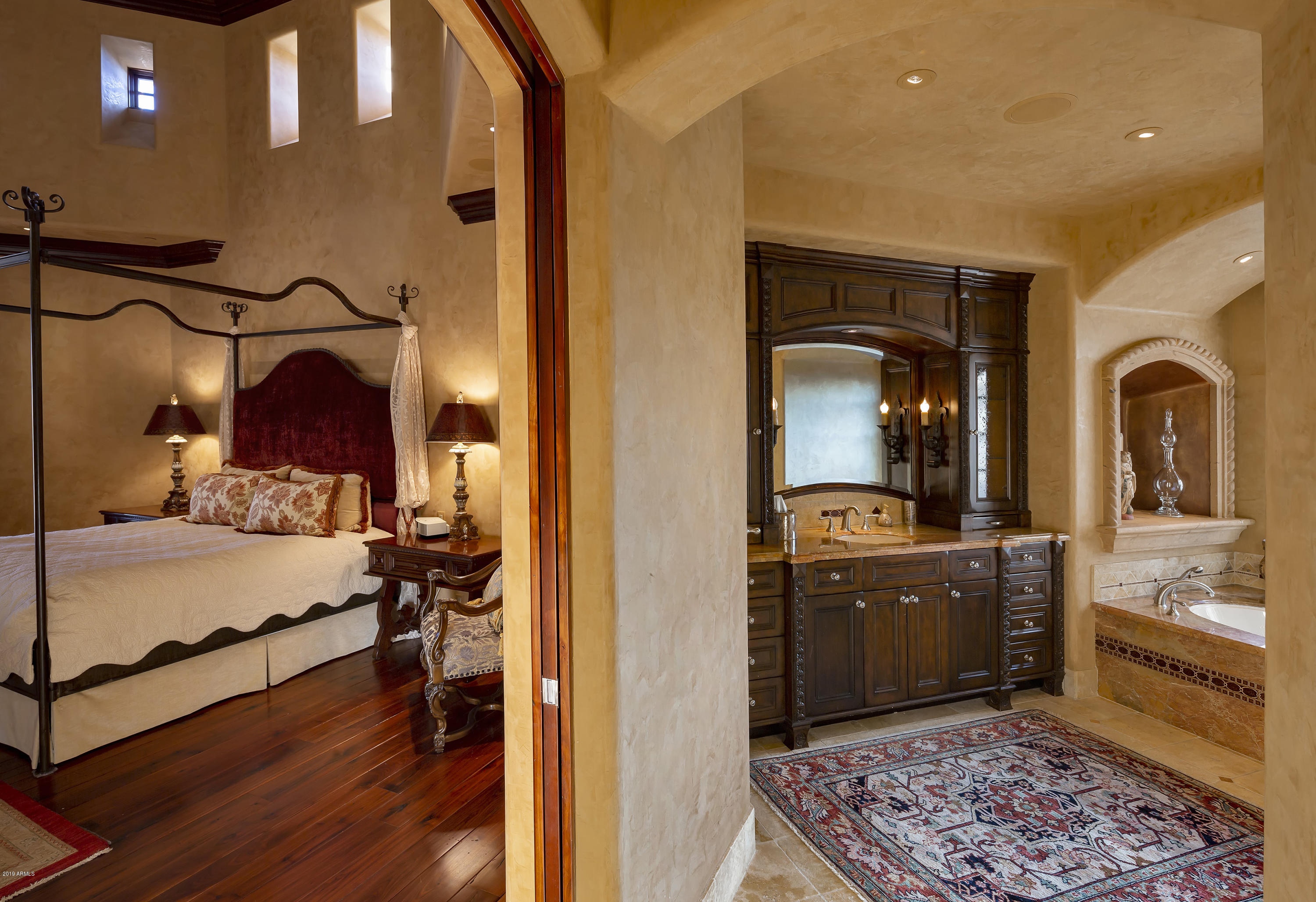 WHISPER ROCK - Residential