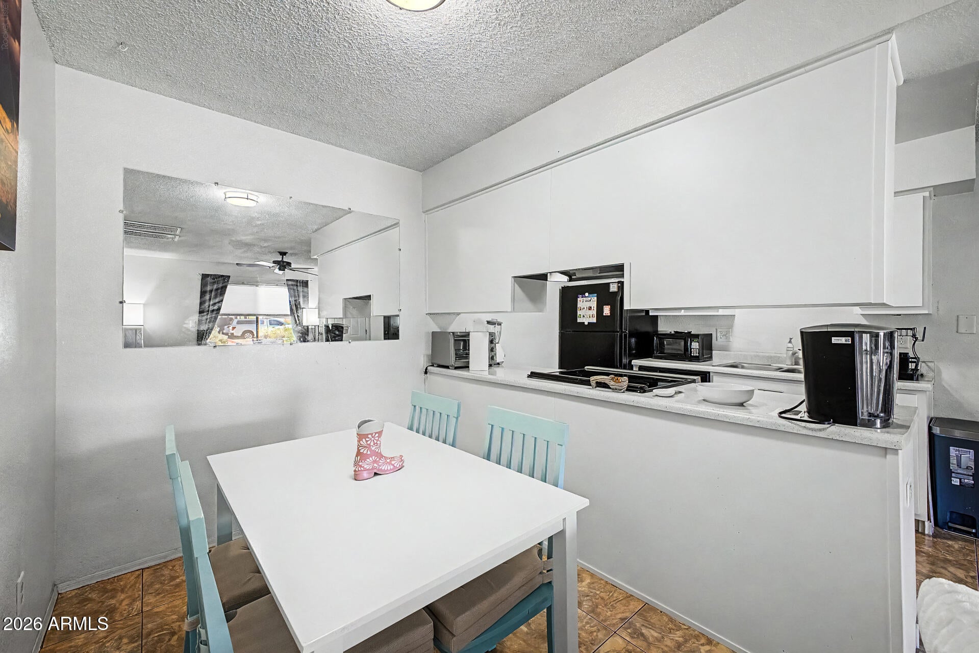 1440 N IDAHO Road 1051