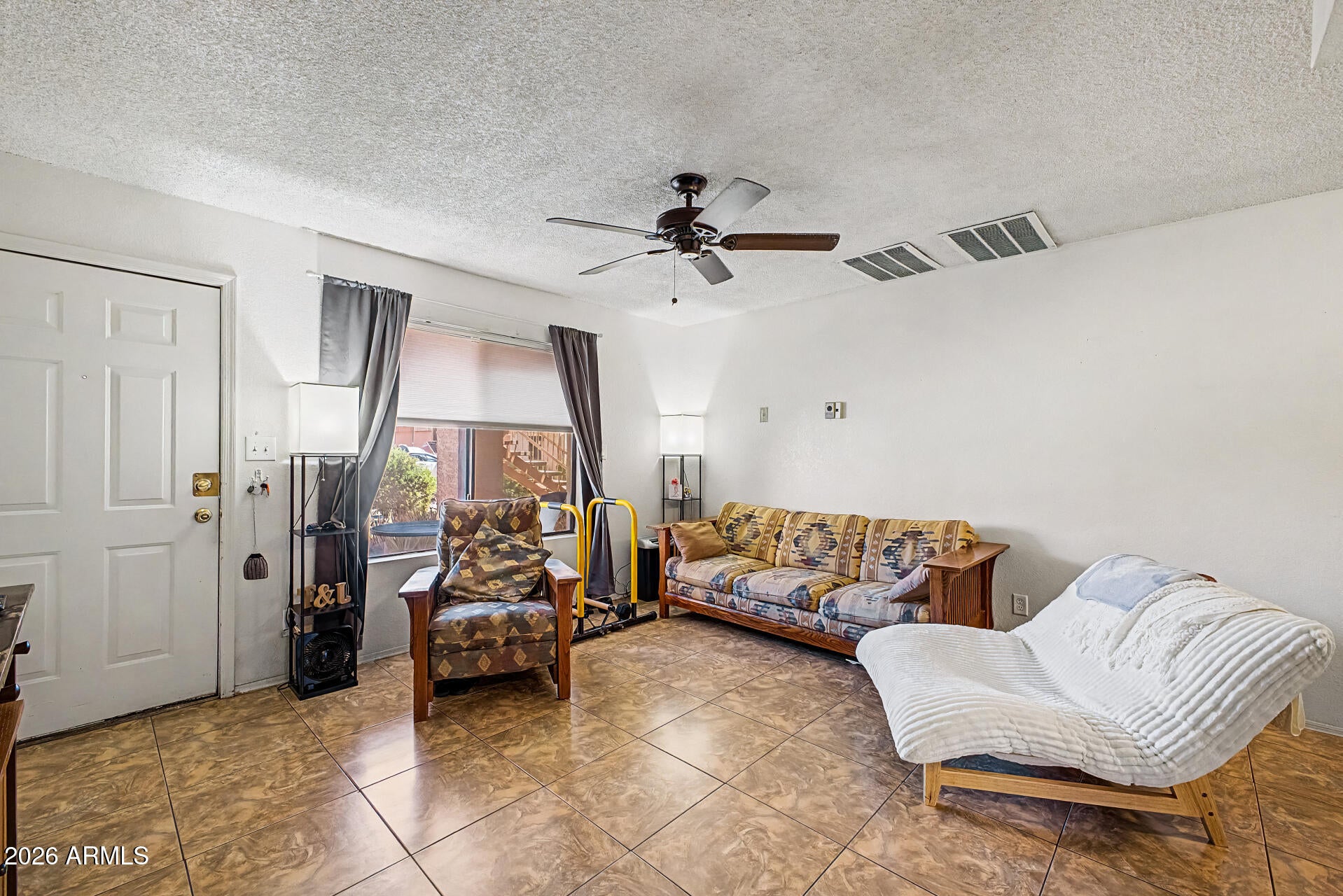 1440 N IDAHO Road 1051
