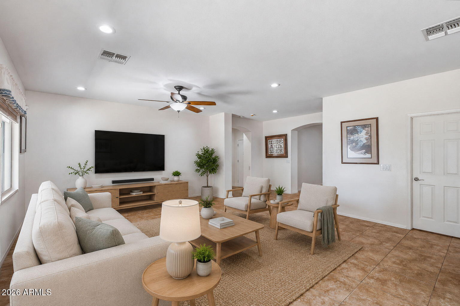 2914 E Coconino Drive