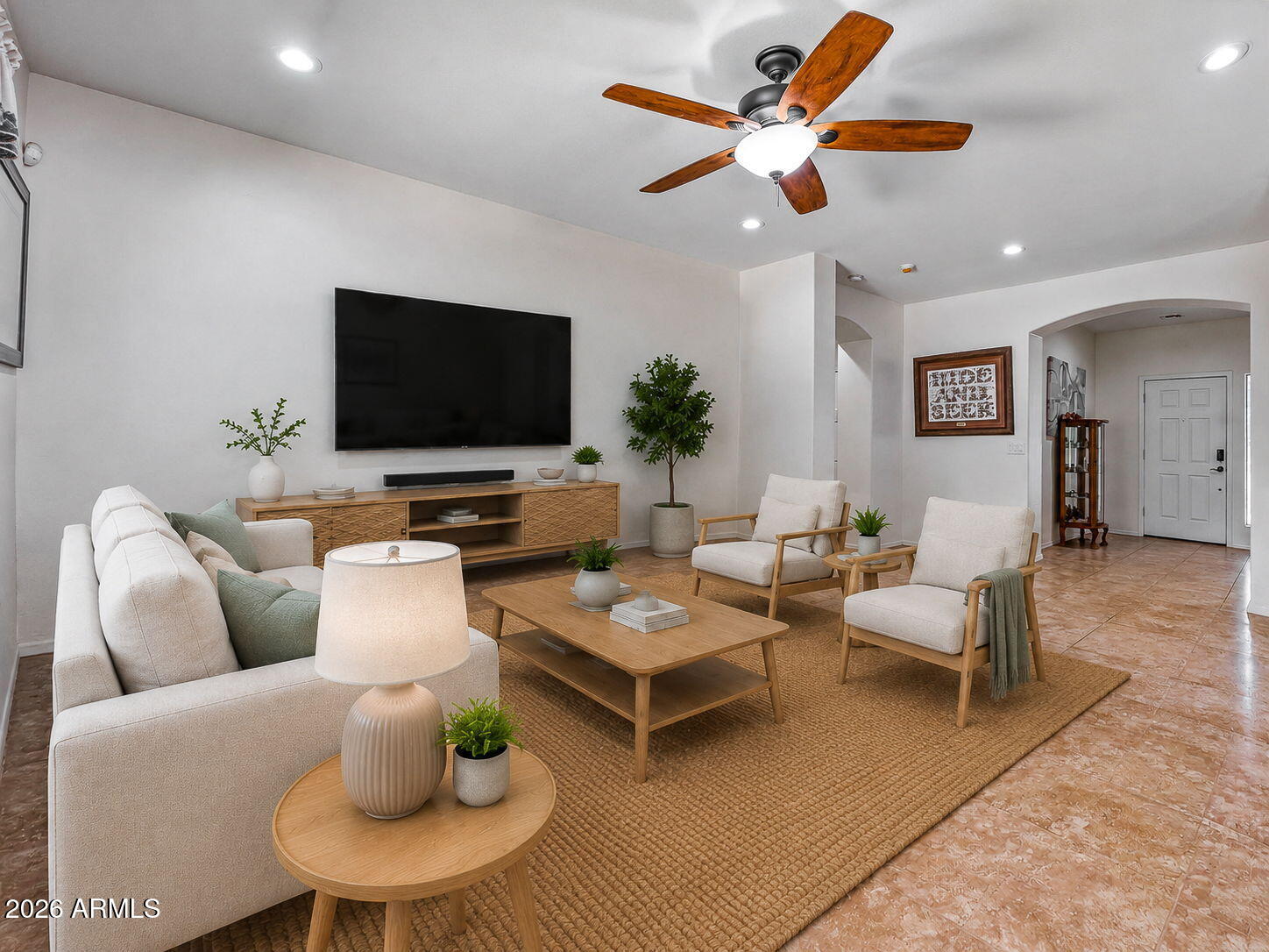 2914 E Coconino Drive