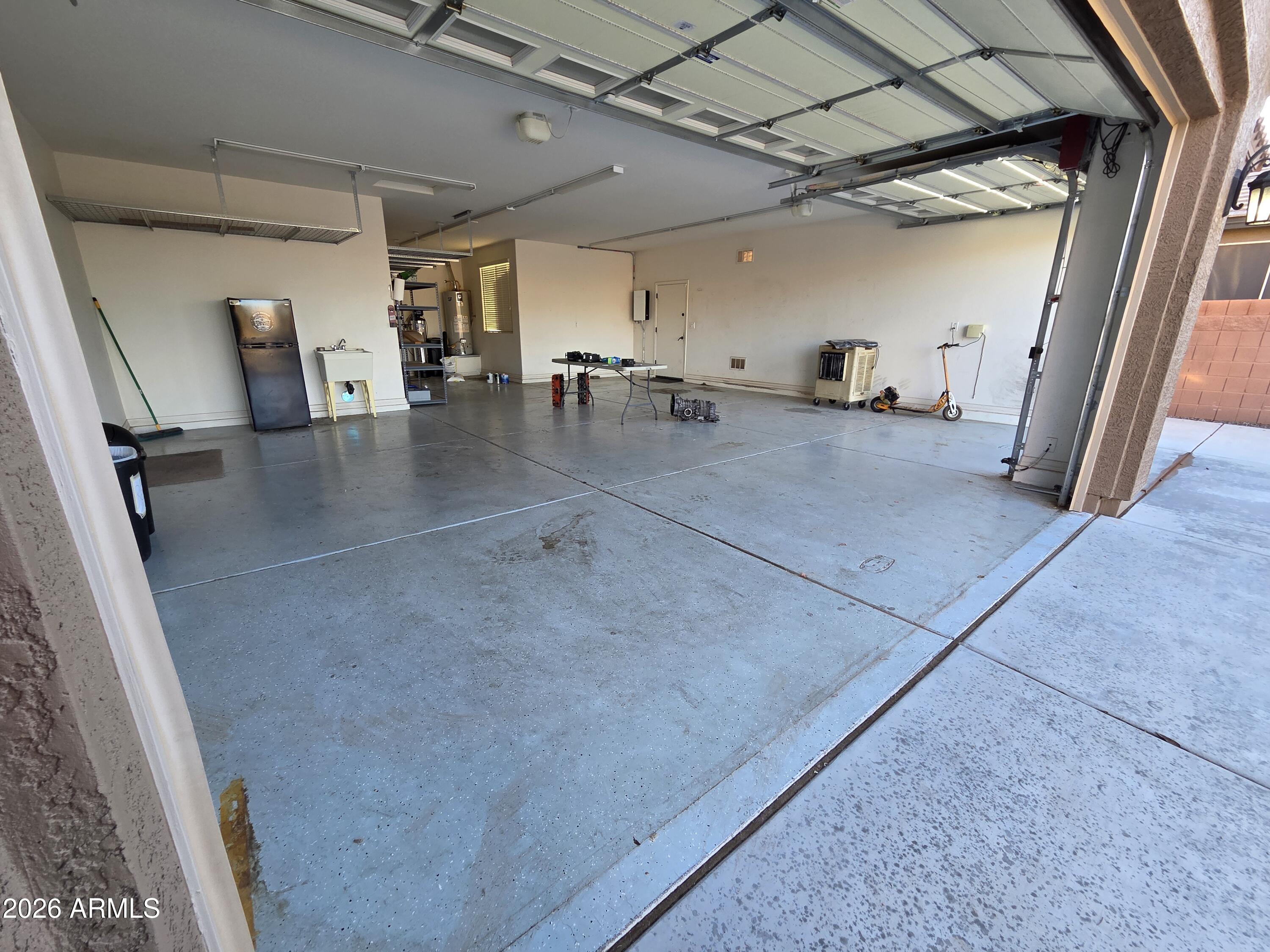 1265 W ROSEMARY Avenue