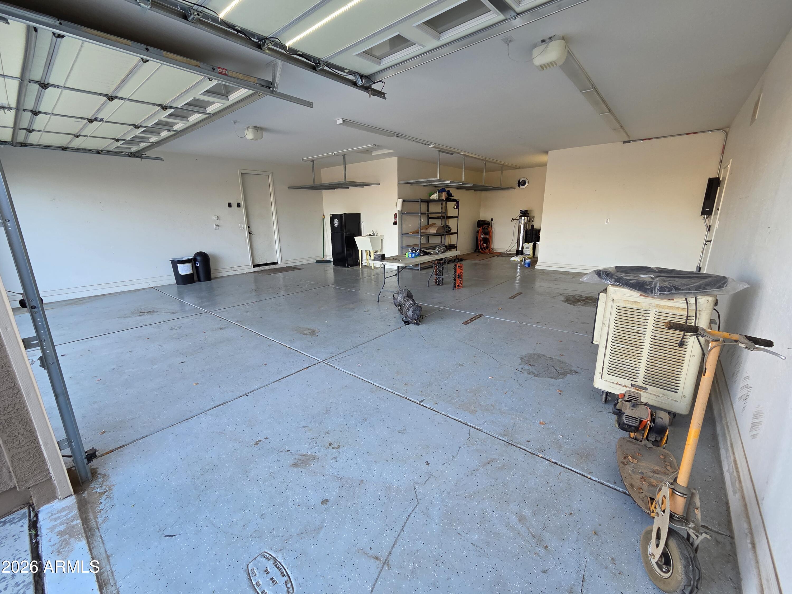 1265 W ROSEMARY Avenue