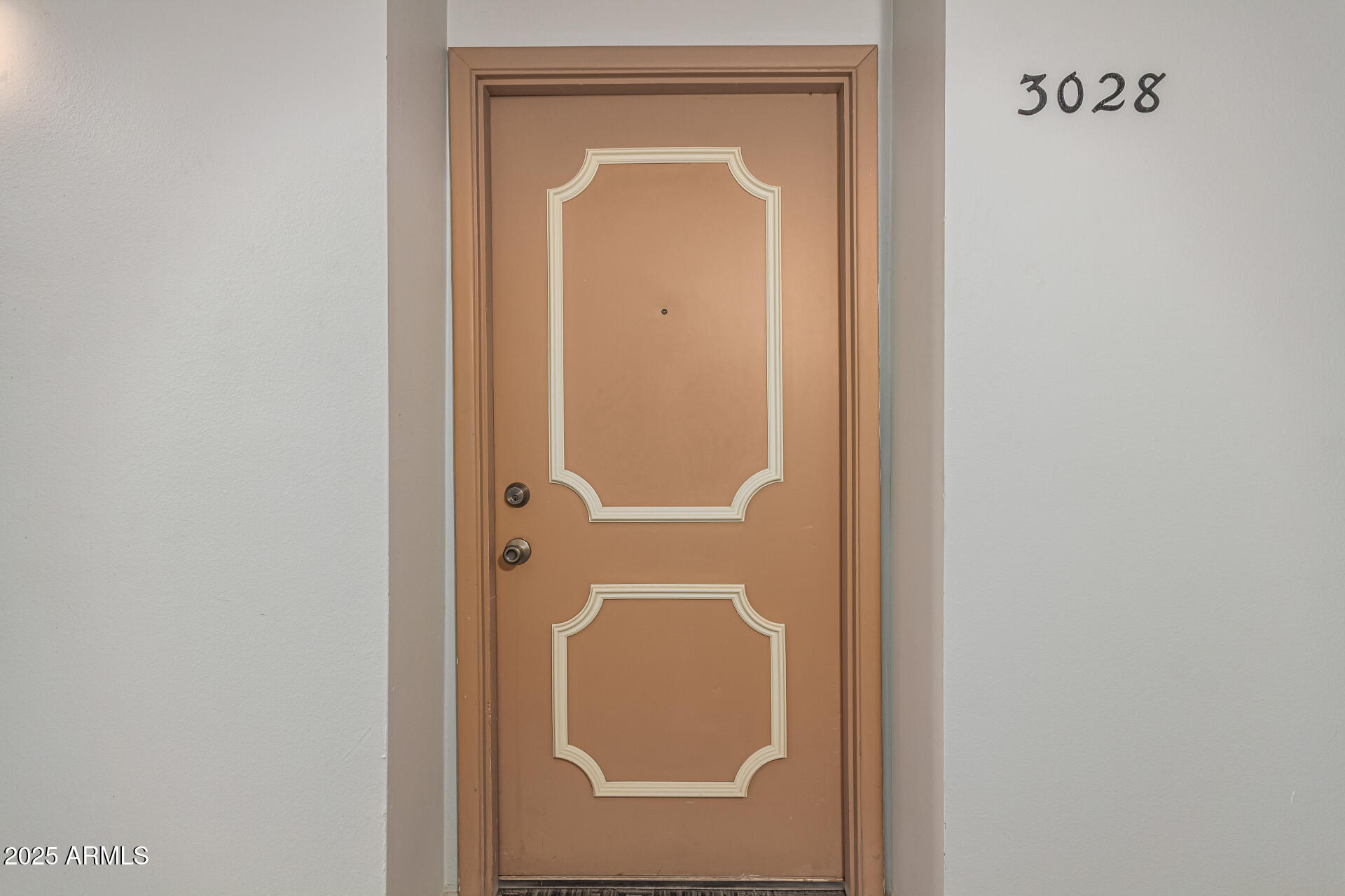 3033 E DEVONSHIRE Avenue 3028