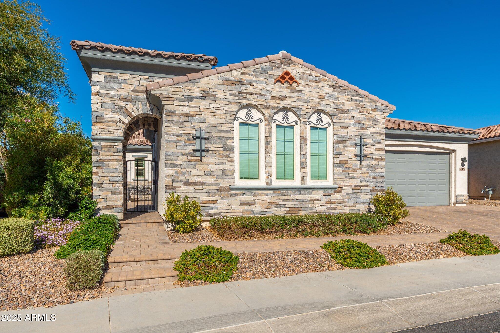 22426 N 29TH Place