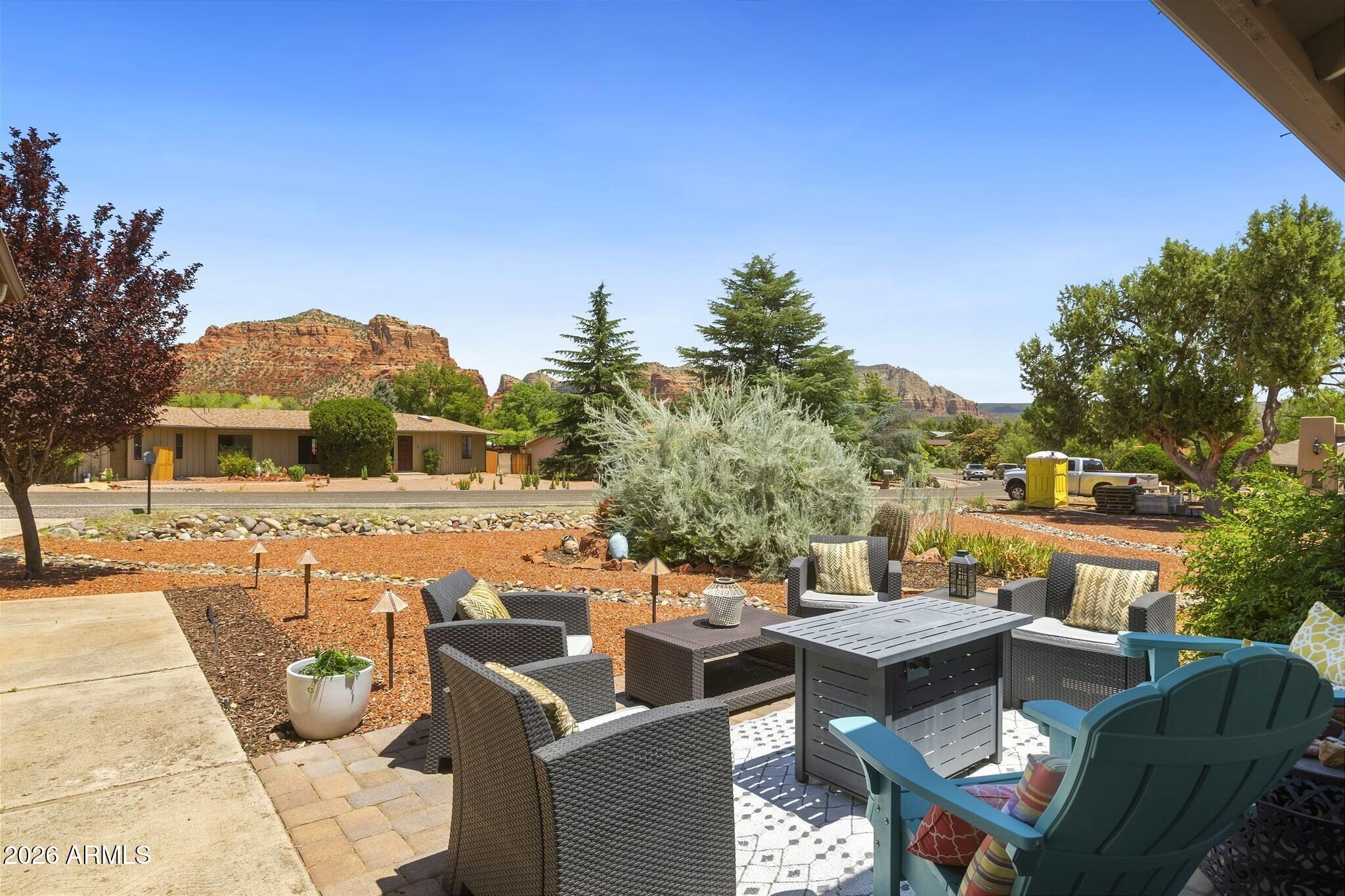 1185 BELL ROCK Boulevard