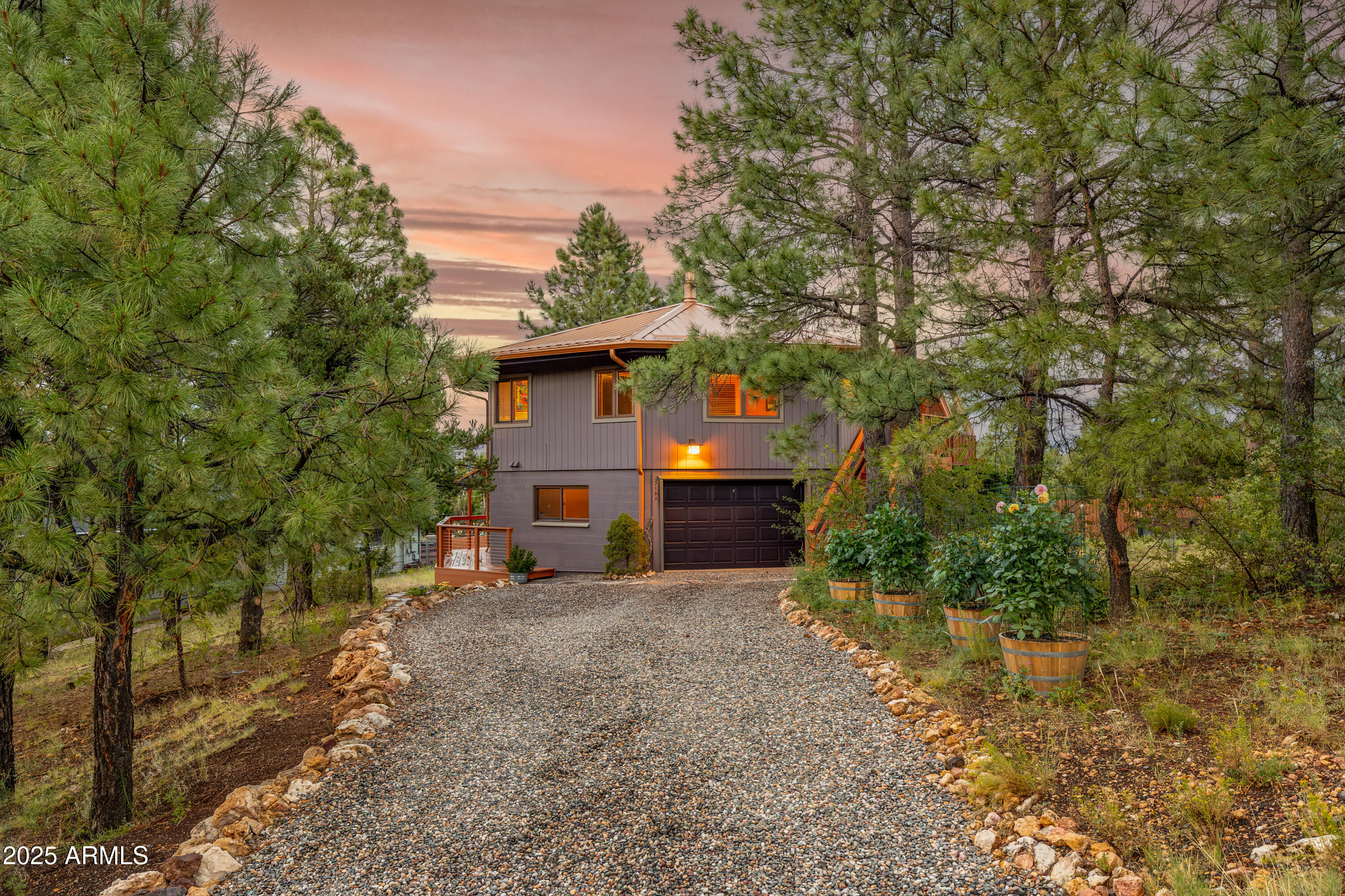 3164 N MEADOW BROOK Drive