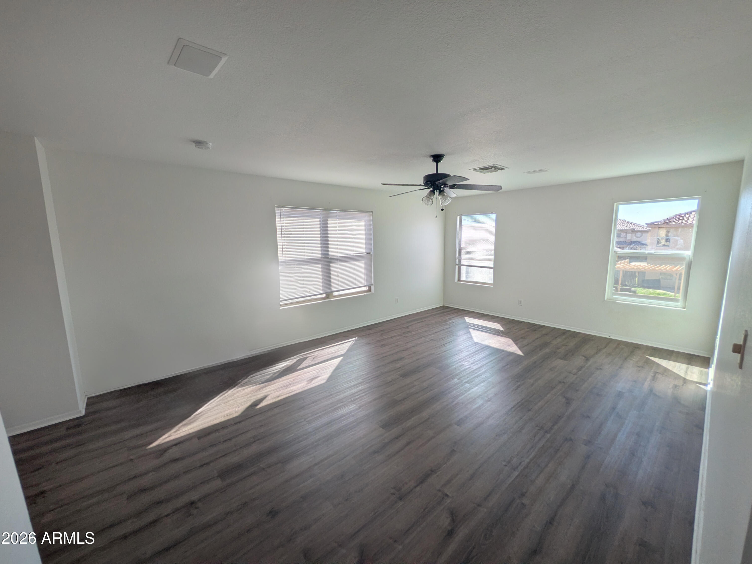 565 W PALO VERDE Street