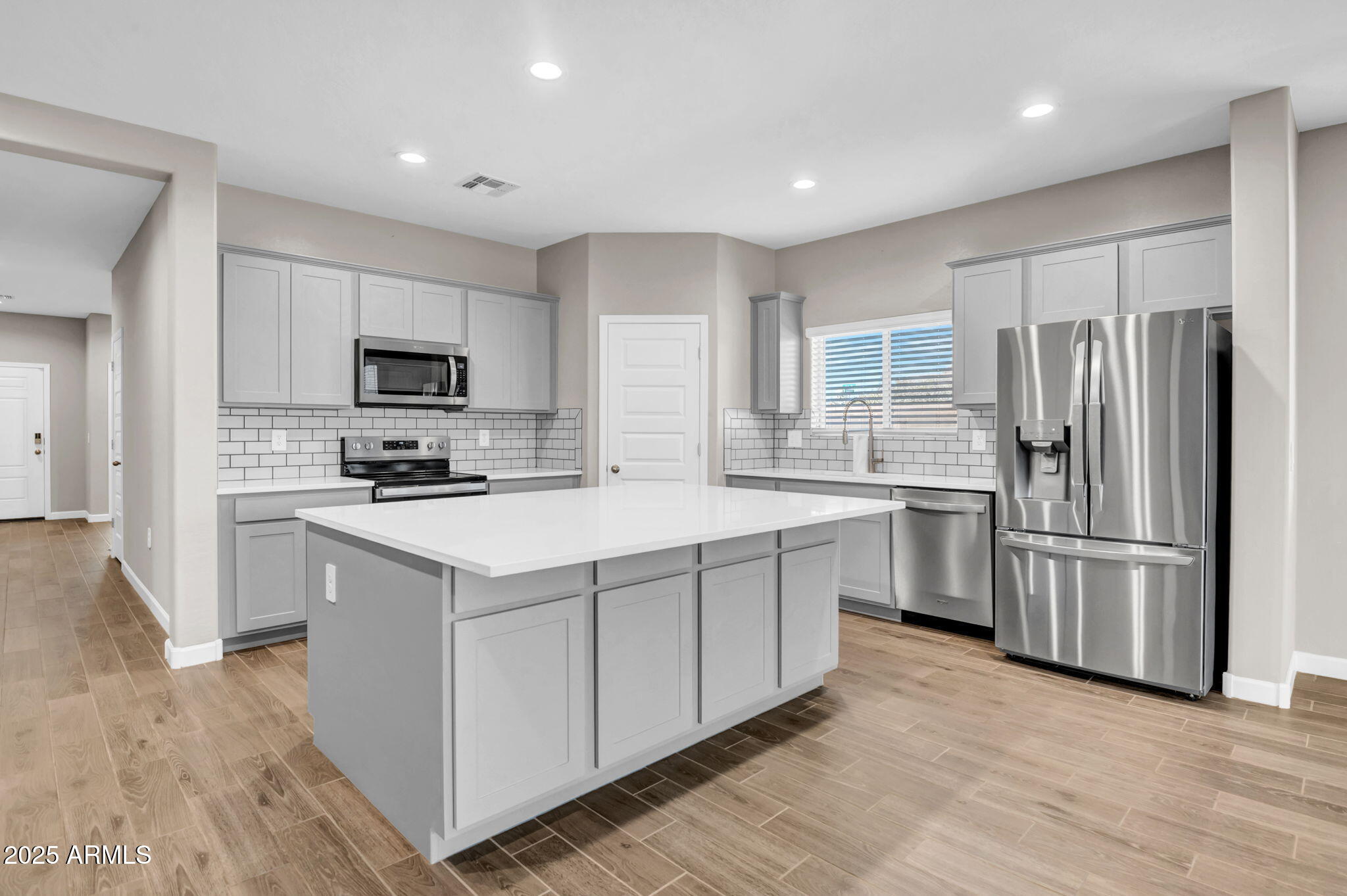 36941 N ALEUTIAN Drive