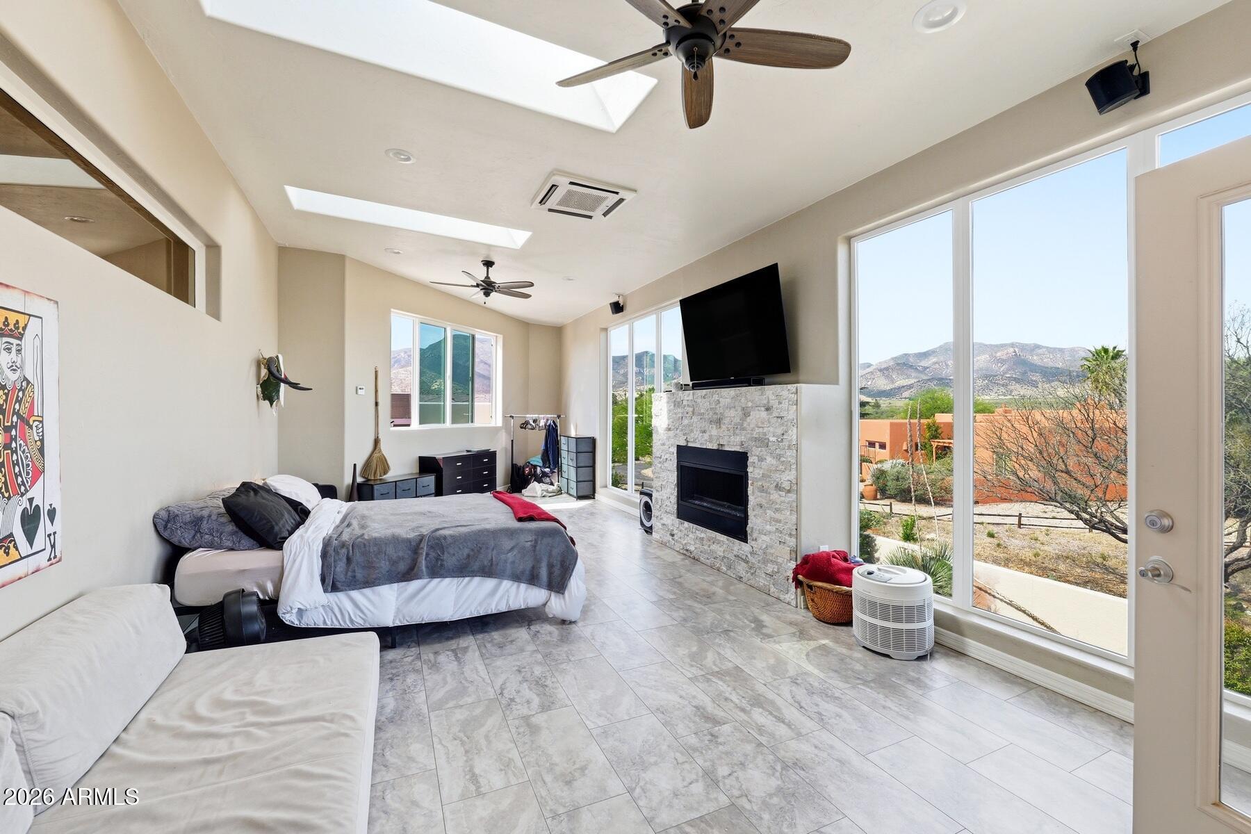 Mountain Shadows - Residential