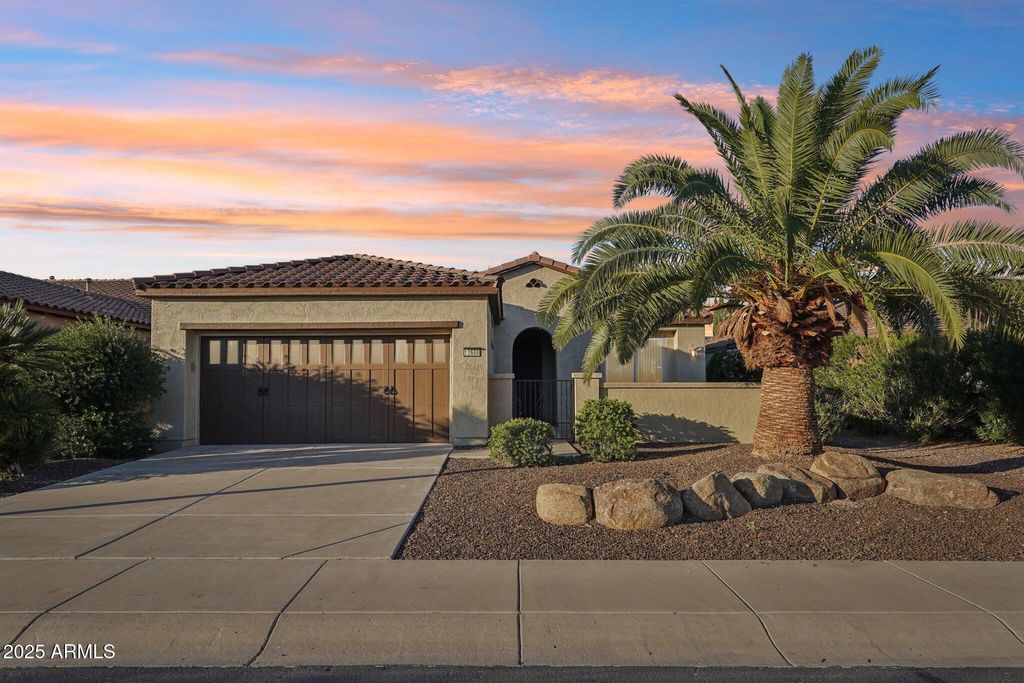 Photo of 12600 W Rosewood Lane, Peoria, AZ 85383 (MLS # 6950619)