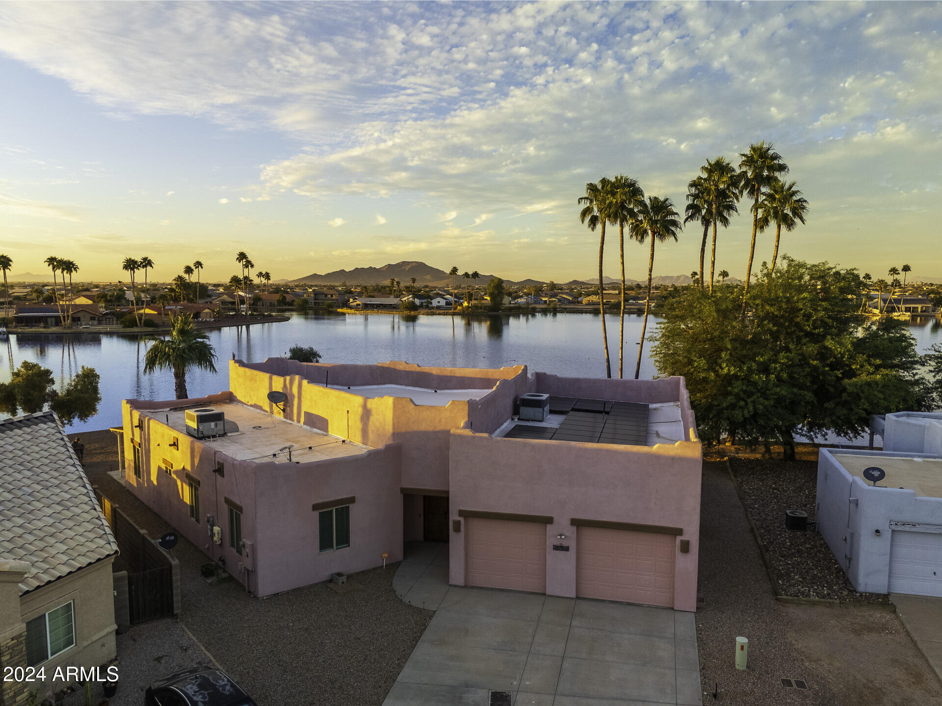 15758 S MAUI Circle