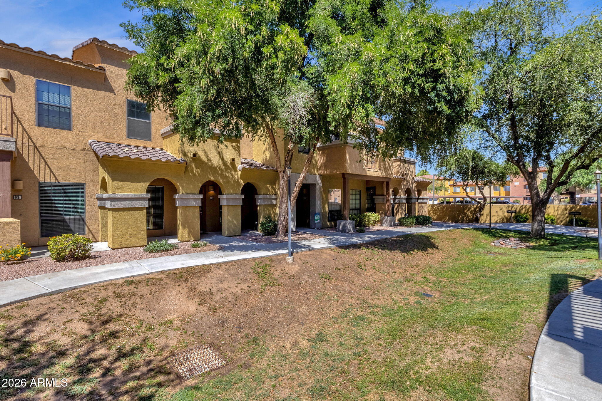 1702 E BELL Road 177