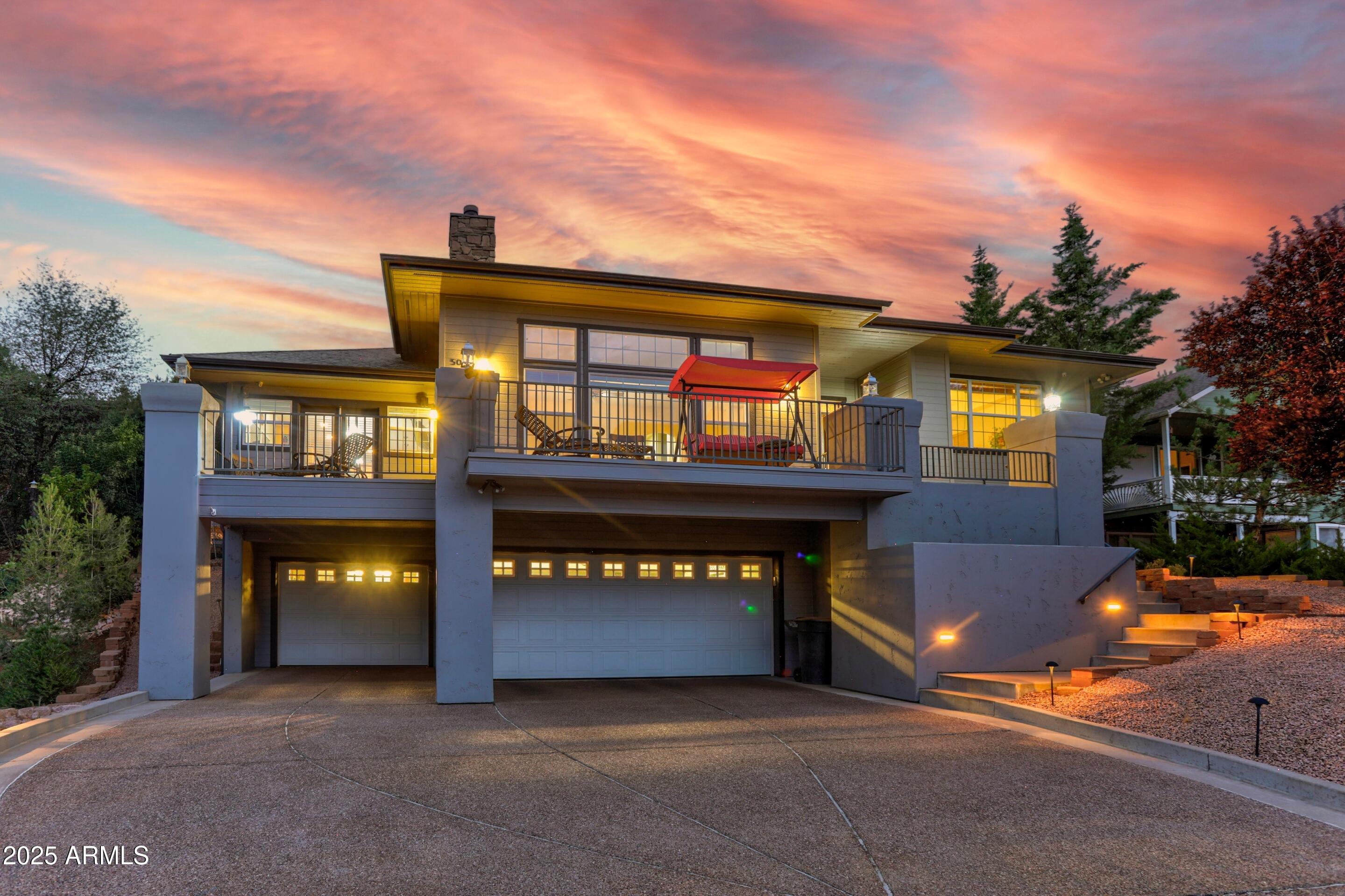 509 E SAGUARO Circle