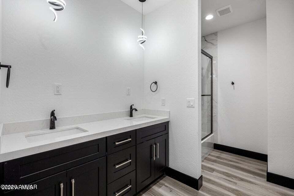 THE RETREAT VILLAS AT BISON CROSSING - Residential