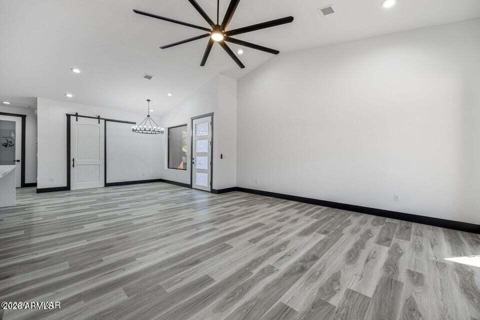 THE RETREAT VILLAS AT BISON CROSSING - Residential