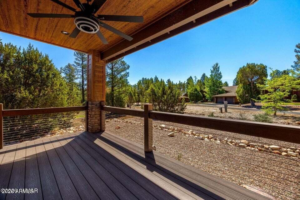 THE RETREAT VILLAS AT BISON CROSSING - Residential