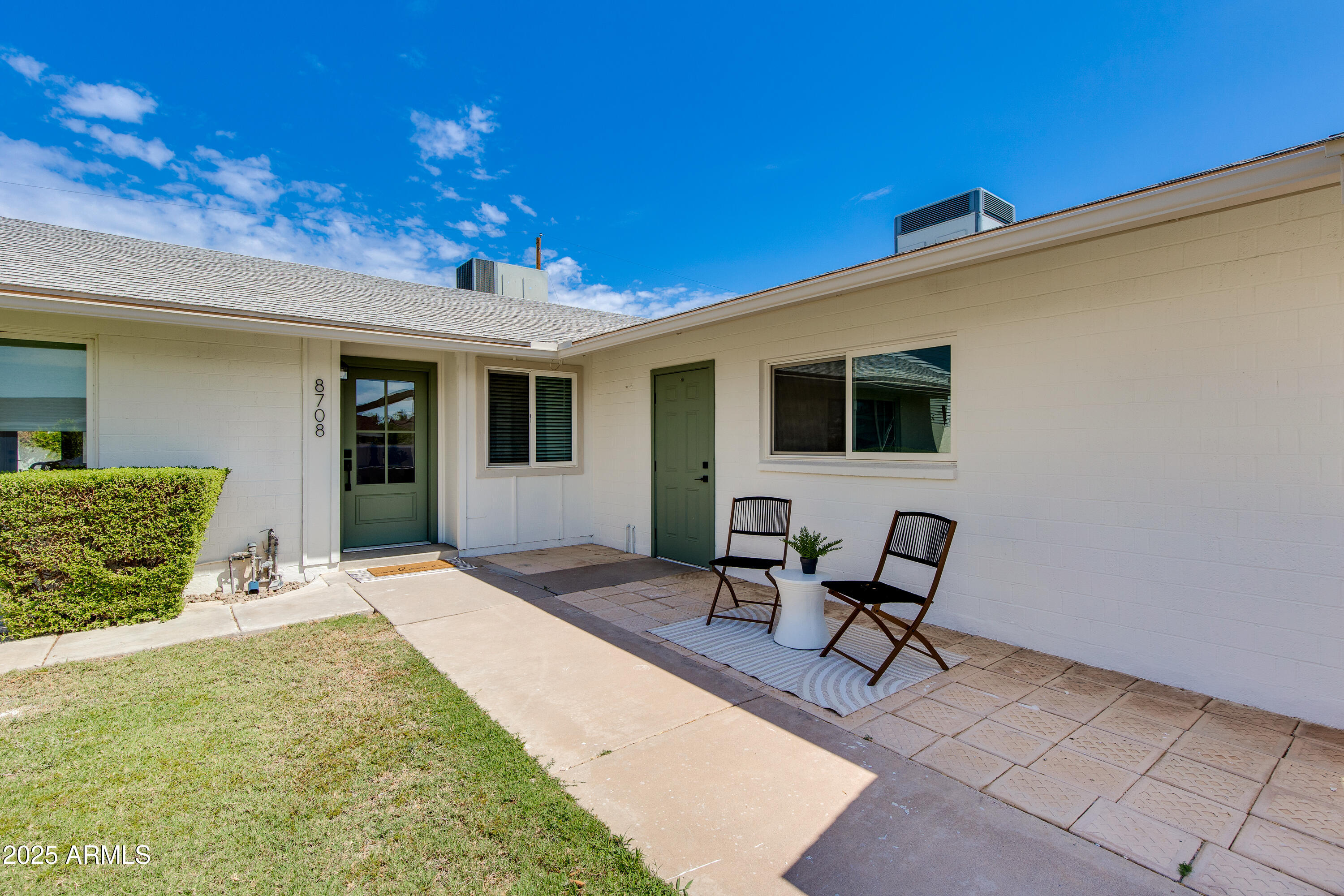8708 E BUENA TERRA Way