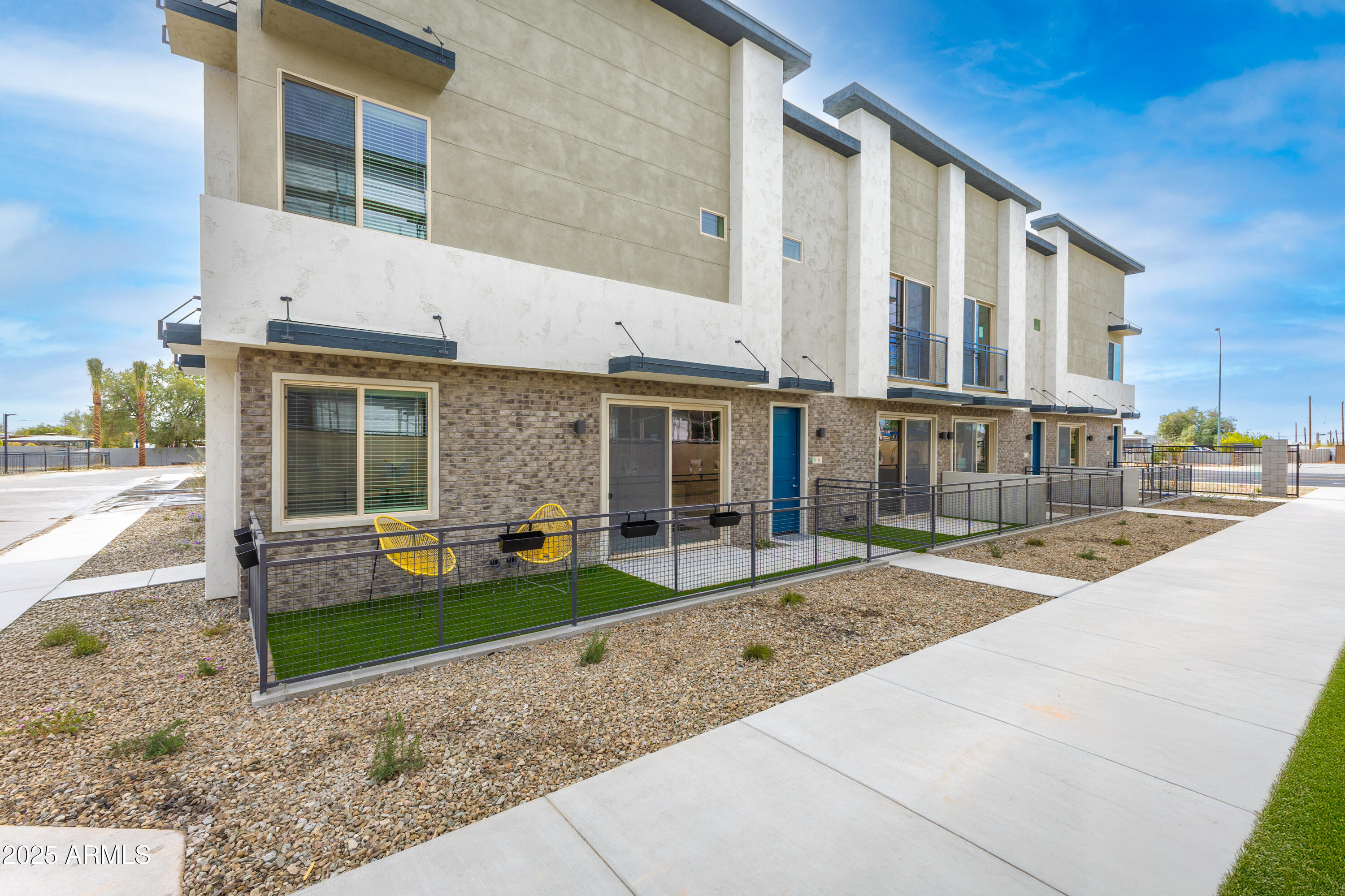 651 N Ironwood Drive 16