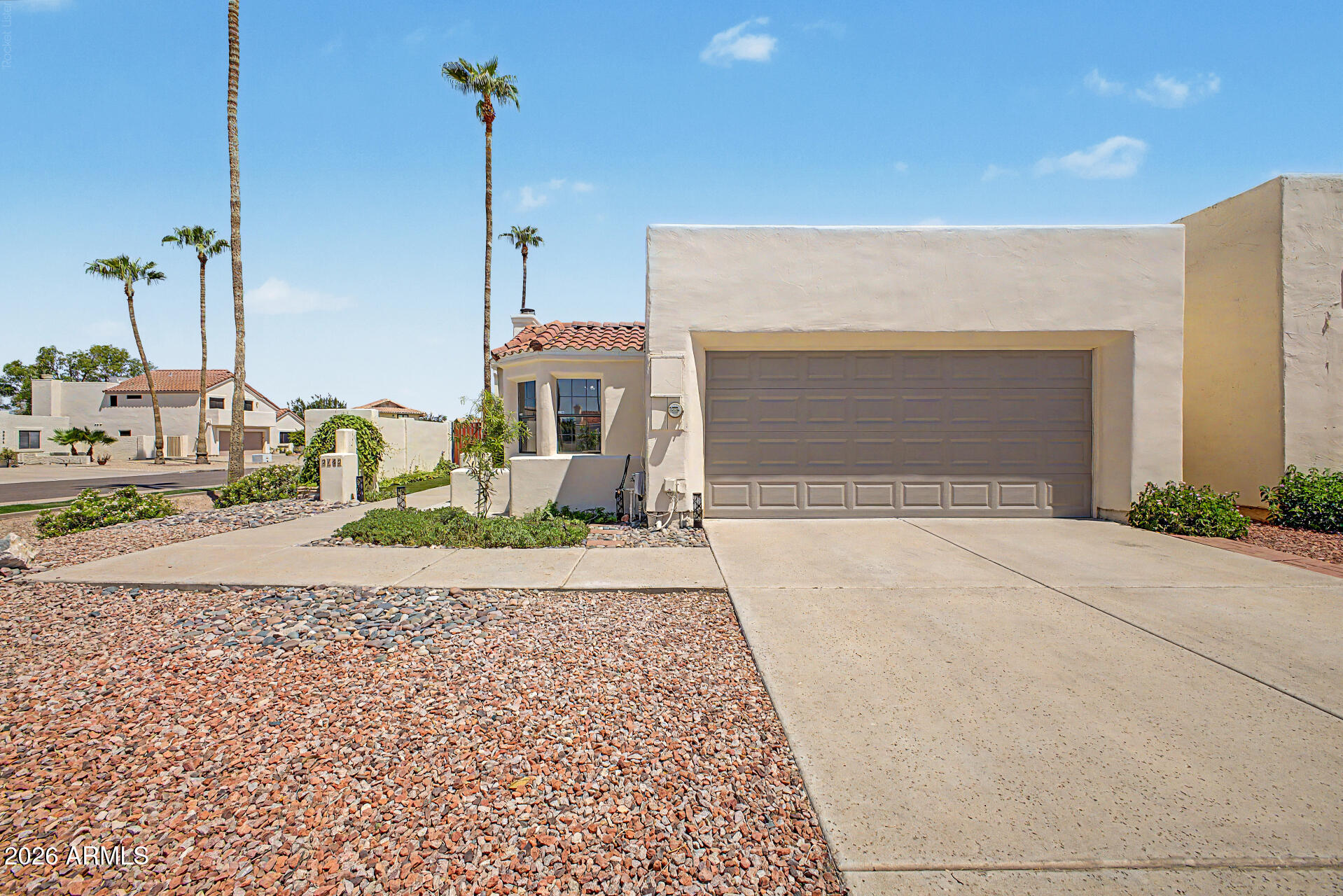 2162 E Loma Vista Drive