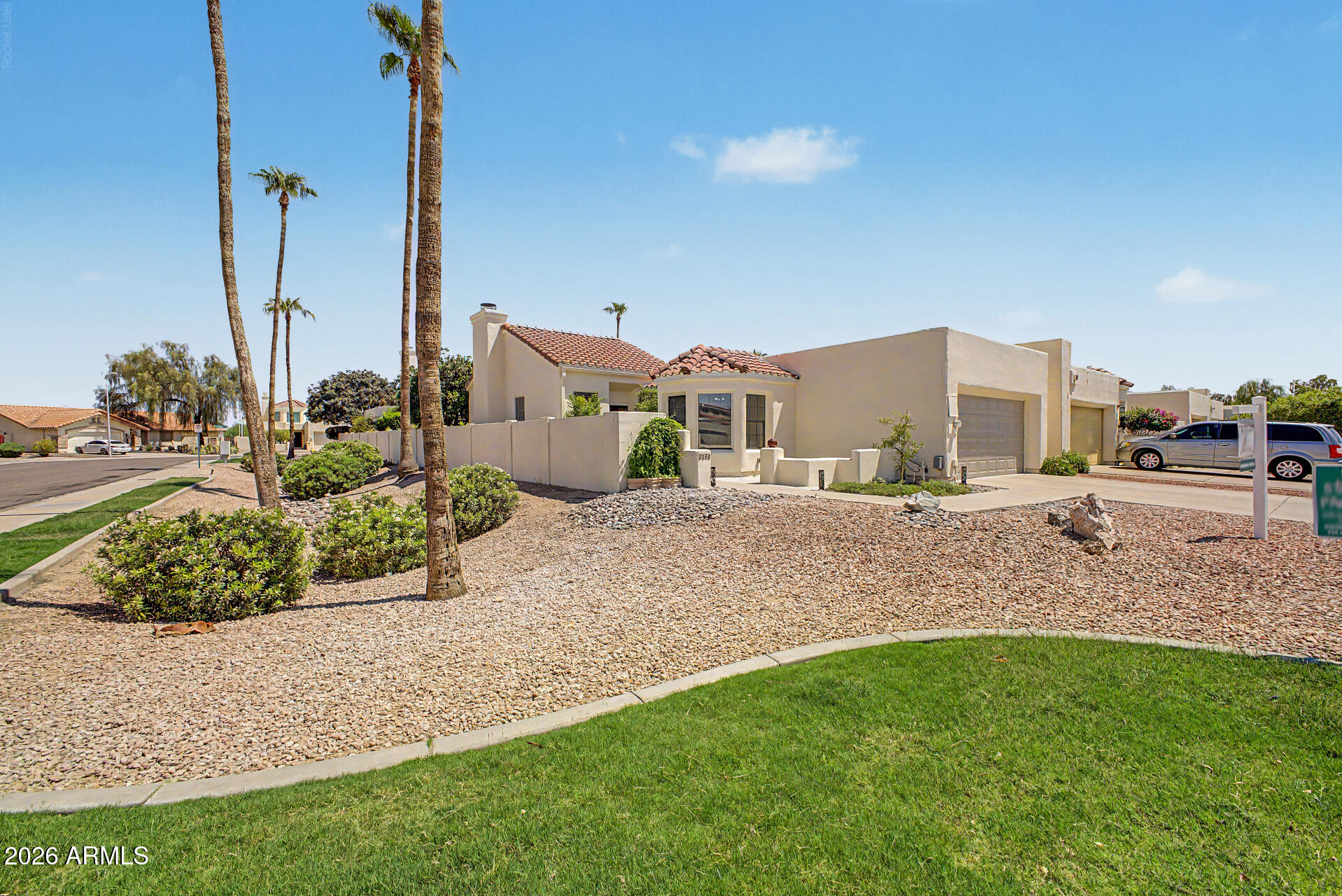 2162 E Loma Vista Drive