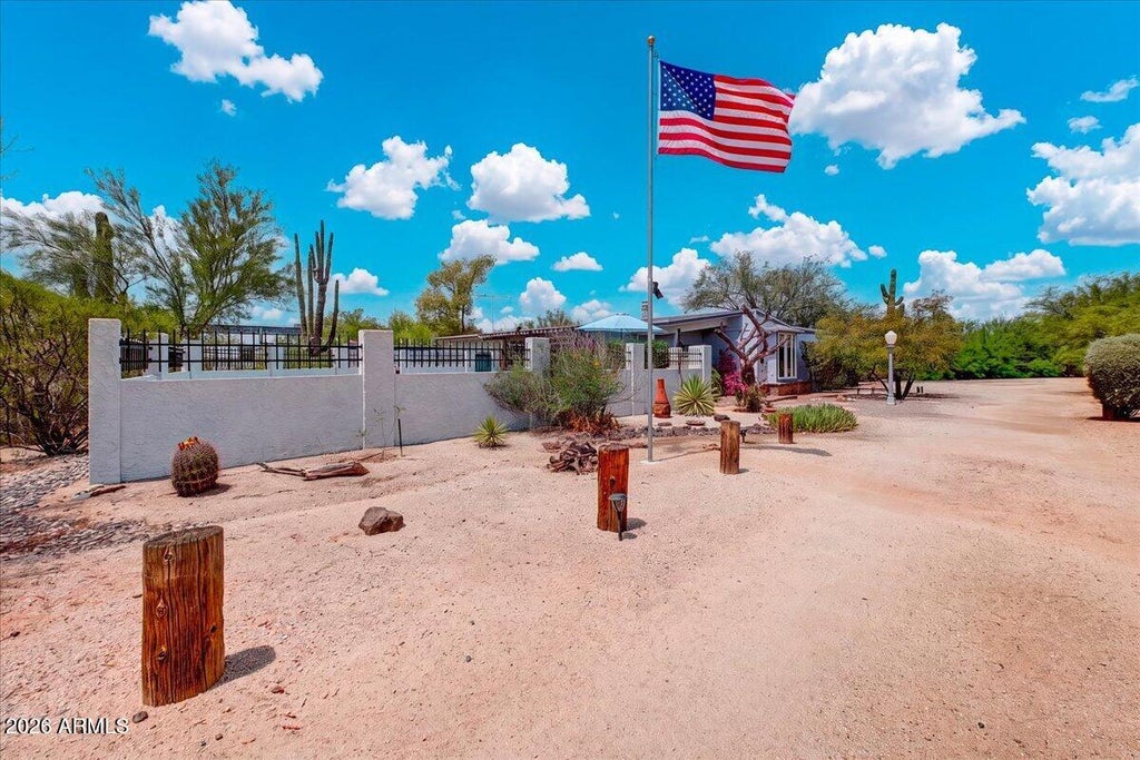 Photo of 5054 E Summerset Circle, Cave Creek, AZ 85331 (MLS # 7052649)